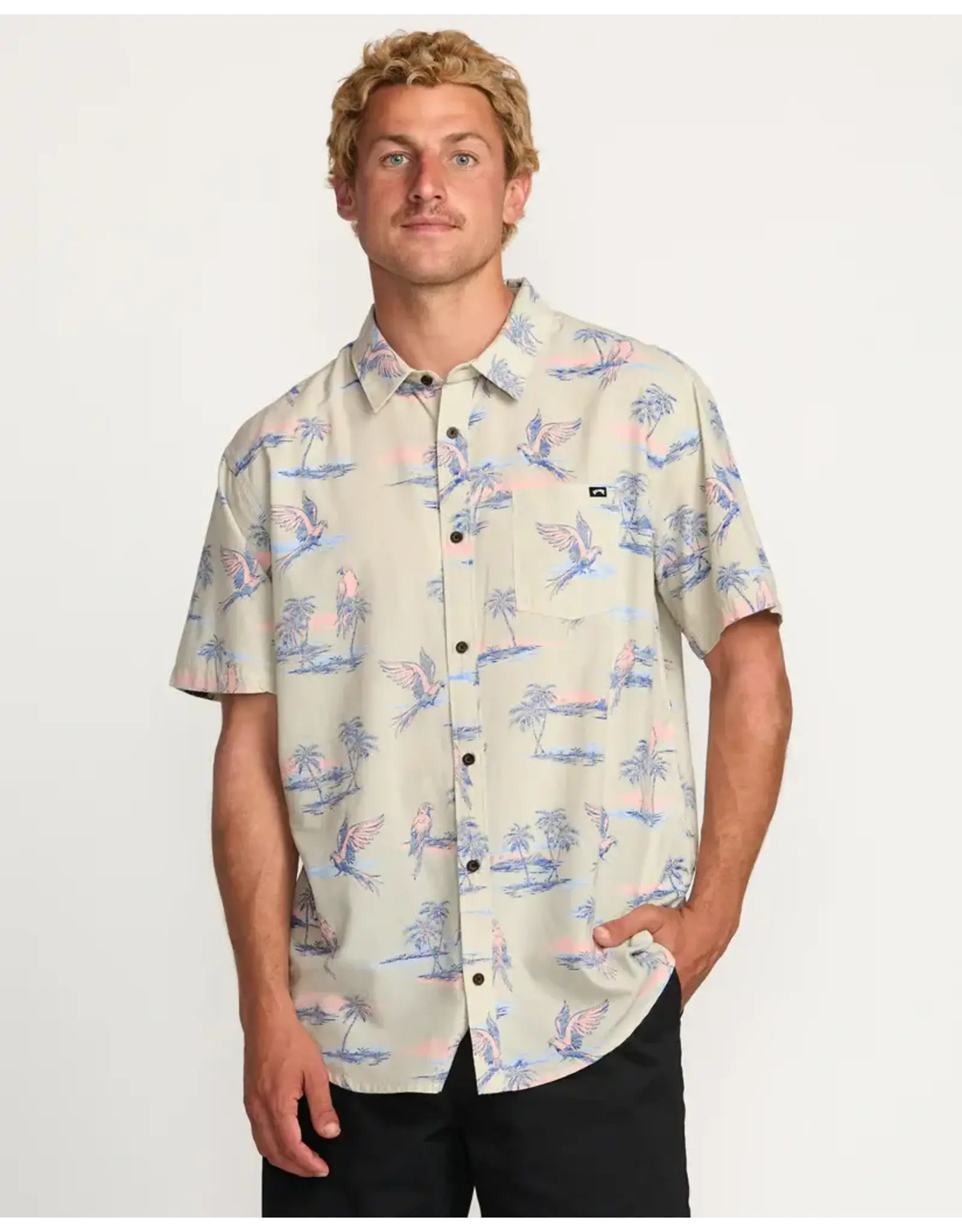 Billabong Guys Sundays Short Sleeve Shirt