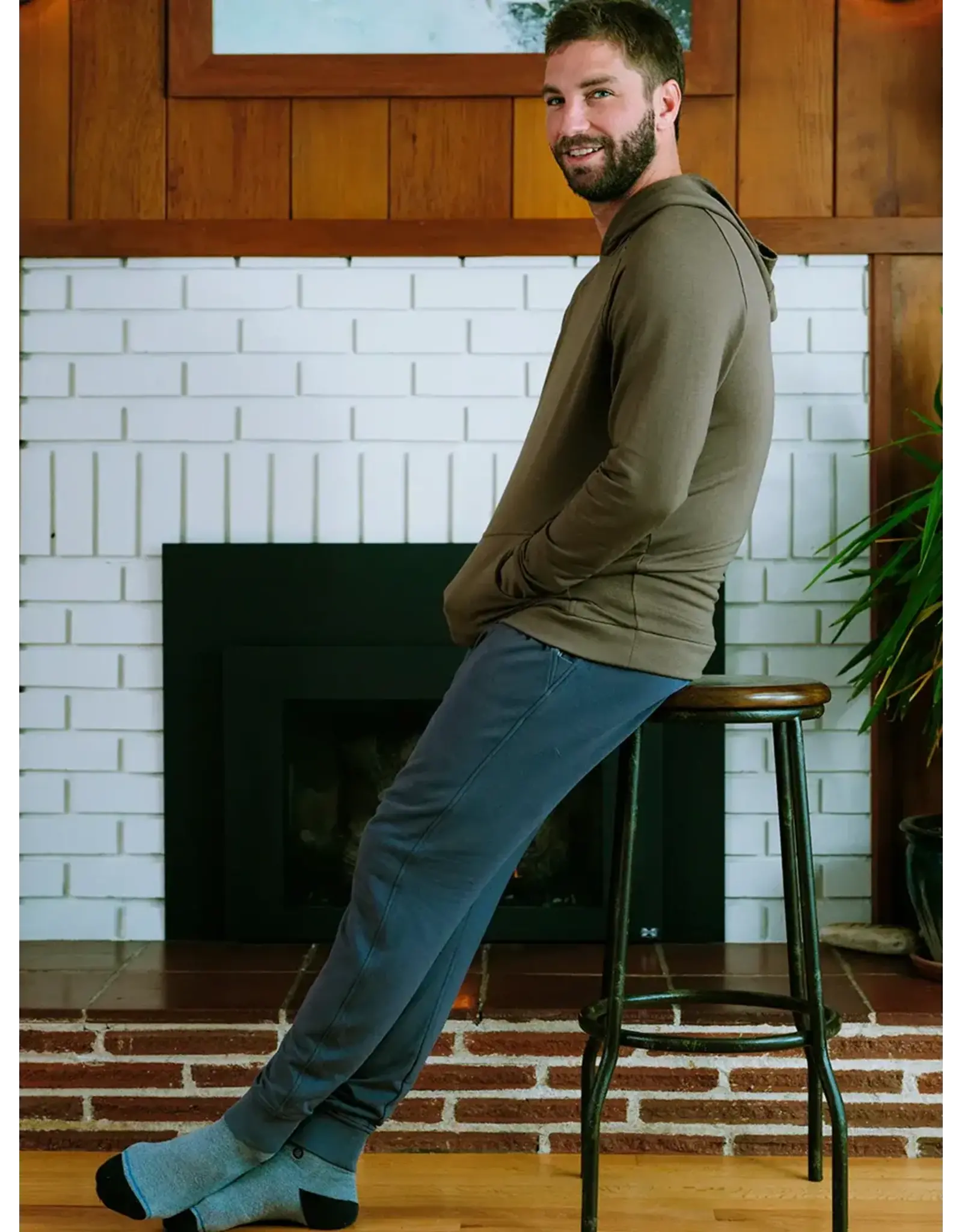 FREEFLY Men's Bamboo Lightweight Fleece Jogger