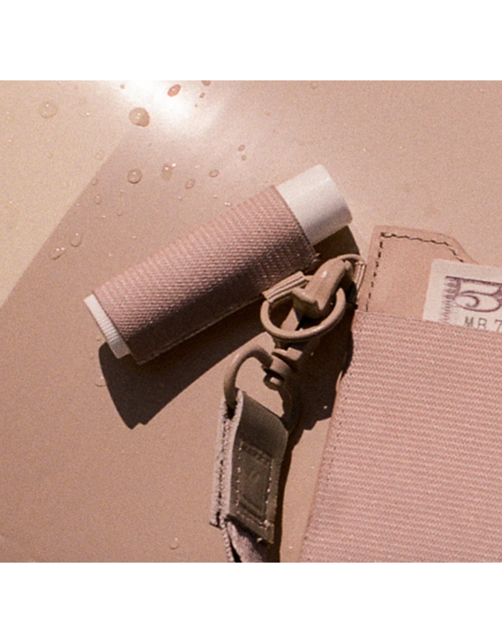 THREAD Lip Balm Holder