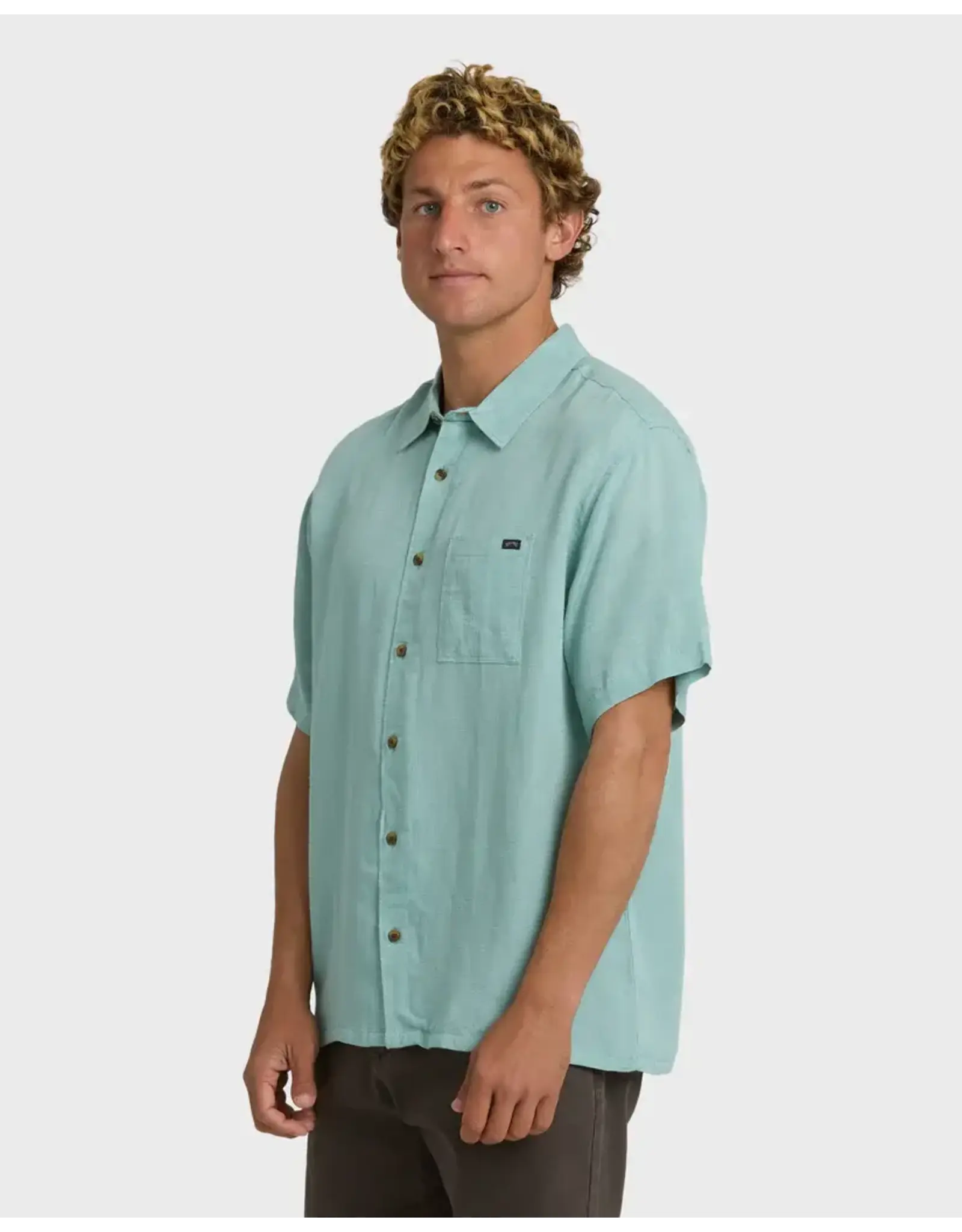 Billabong Guys Victoria Short Sleeve Shirt