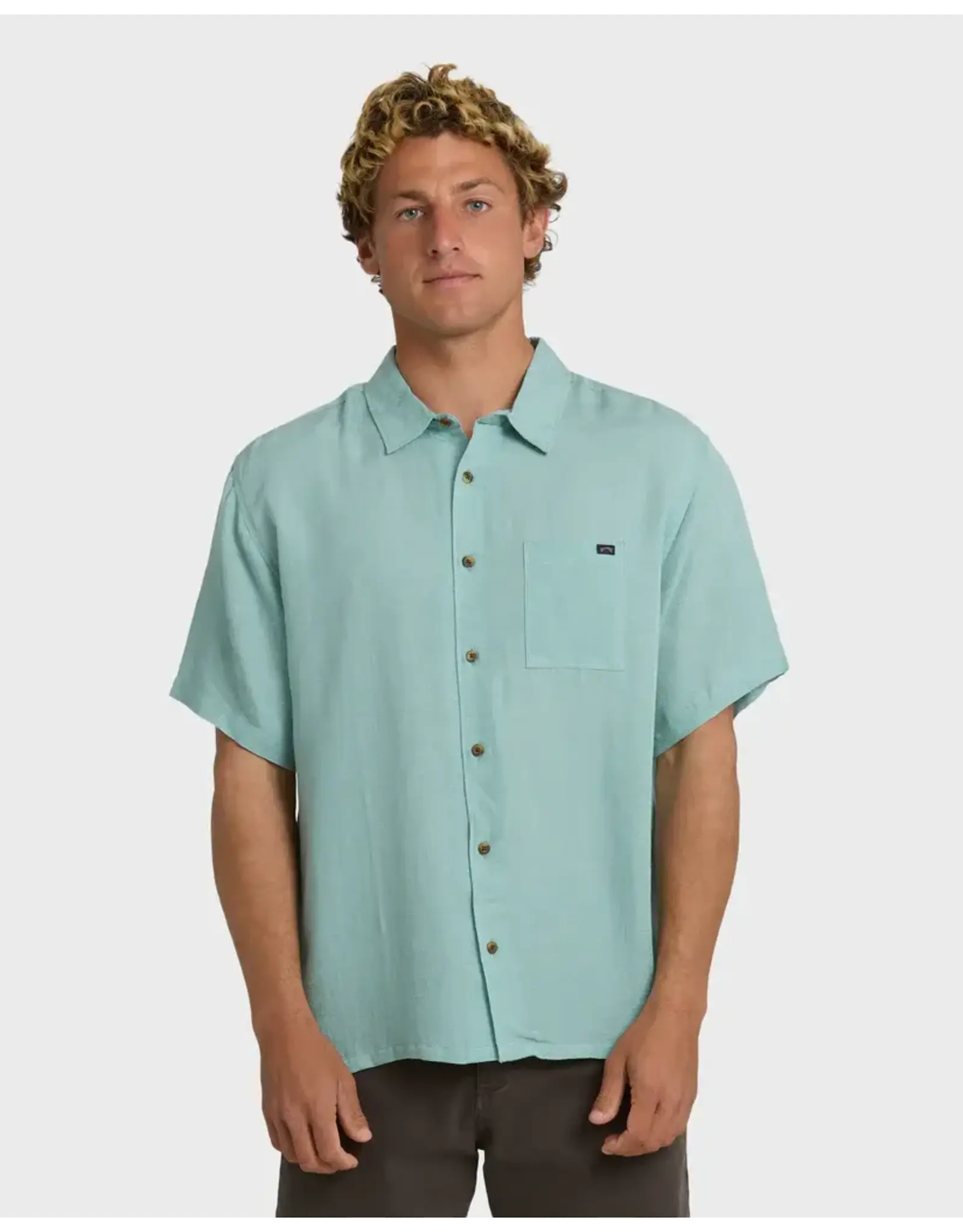 Billabong Guys Victoria Short Sleeve Shirt
