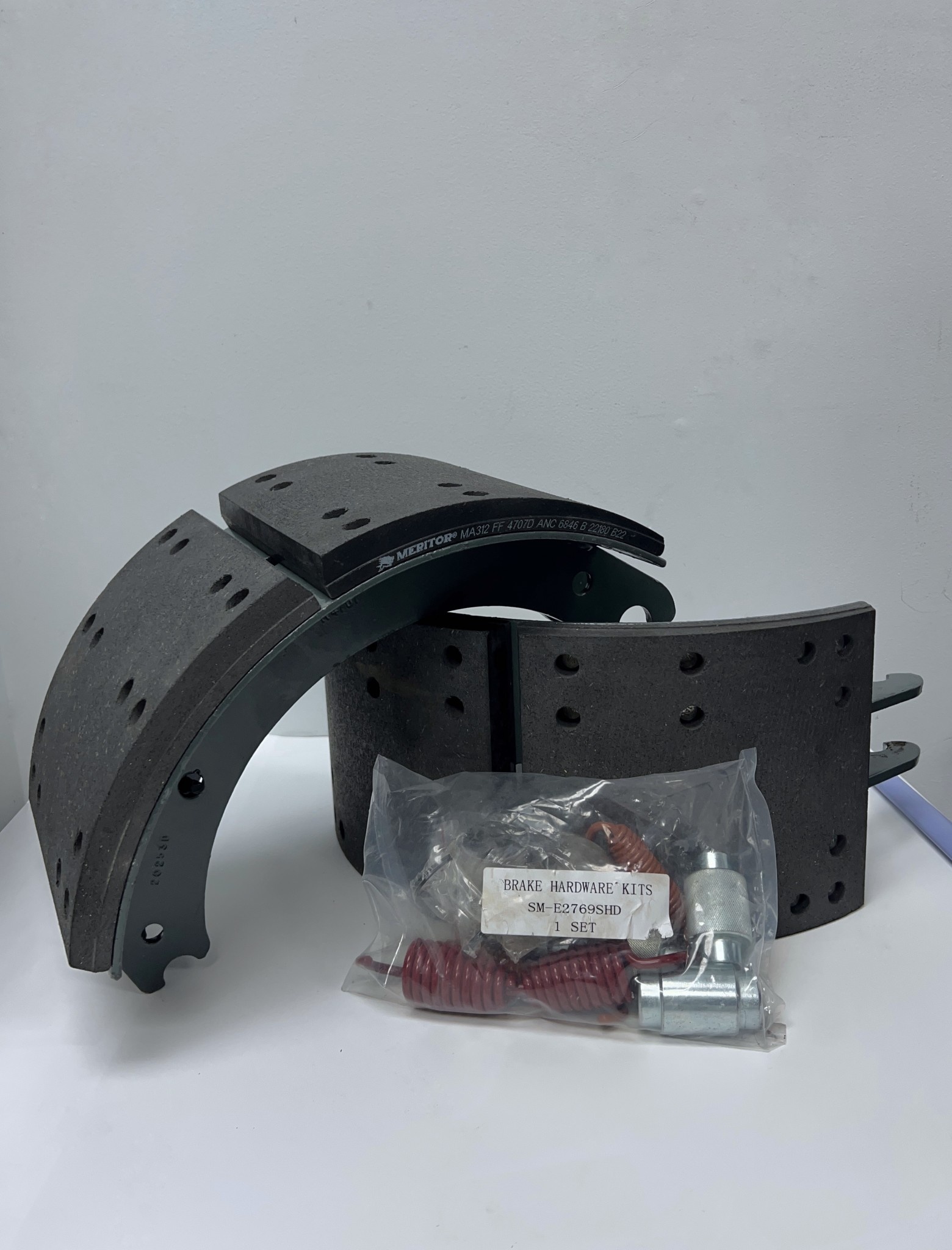Full Kit Brake Shoe Box 4707 /23K FF Two Shoes and hardware OTR Truck Parts LLC