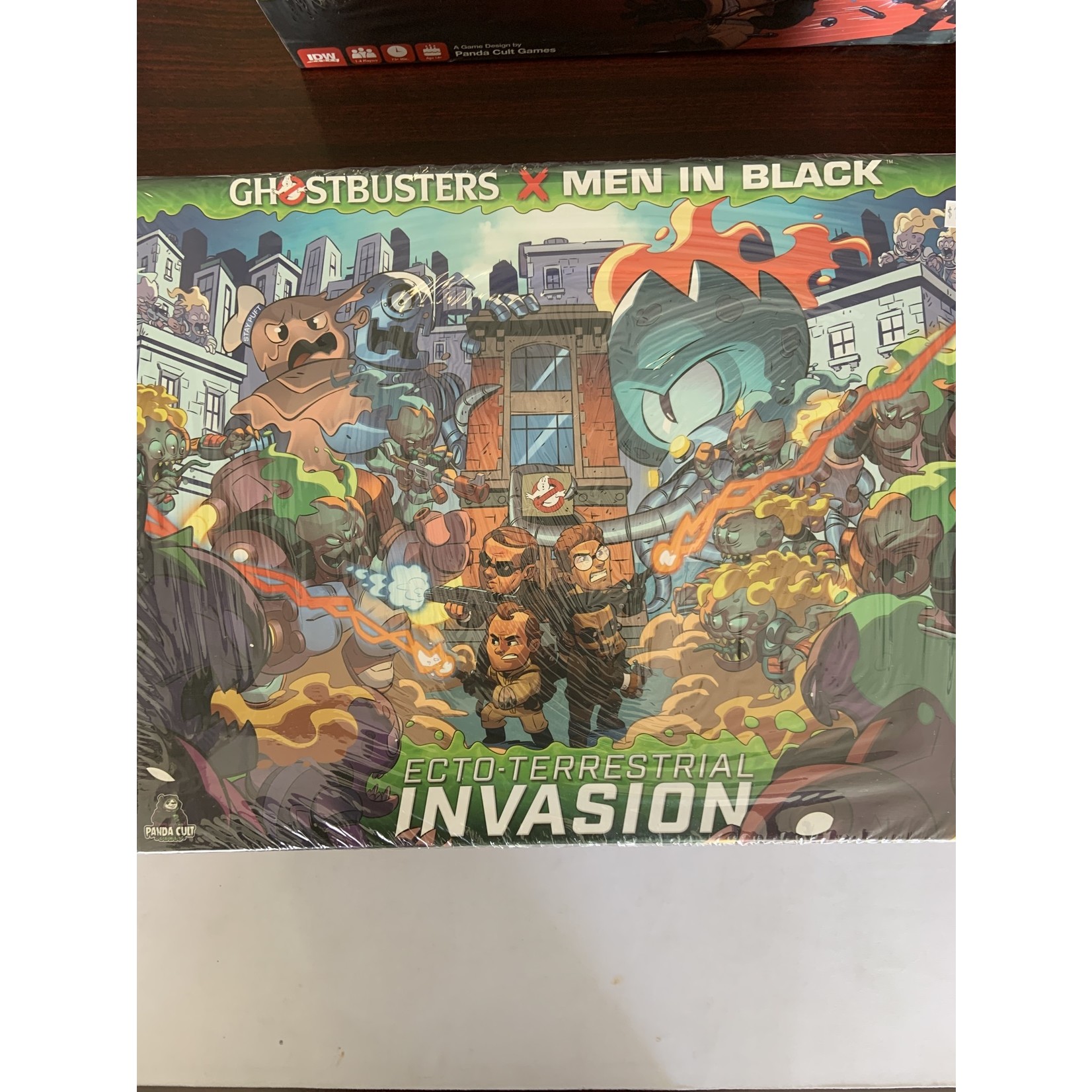 IDW PUBLISHING Ghostbusters x Men in Black Ecto Terrestrial Invasion