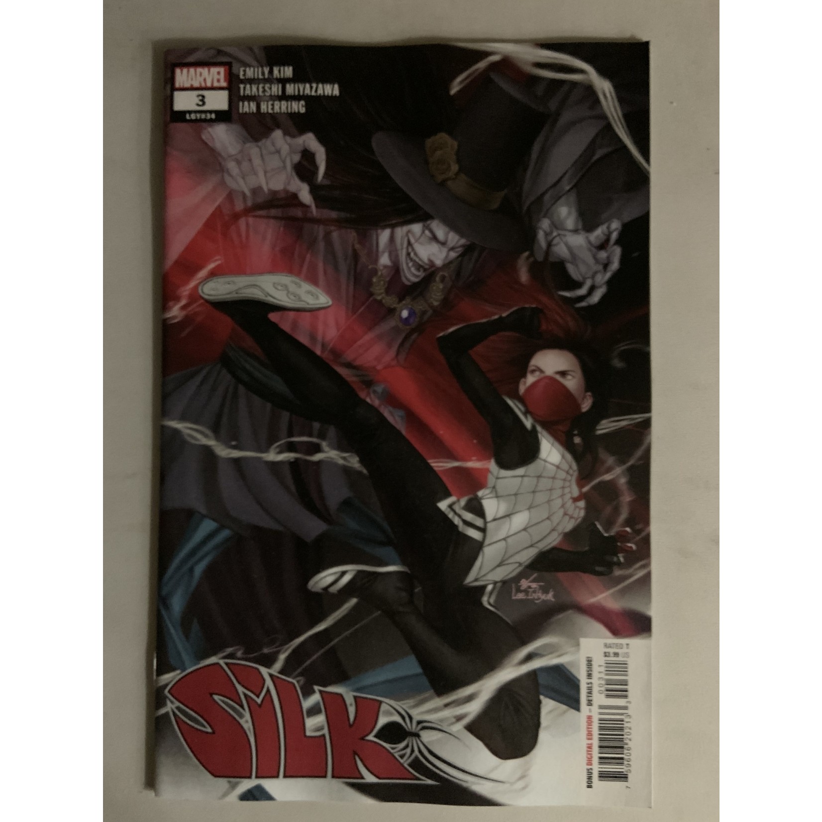 Marvel Comics Silk 2022 #3 Damaged