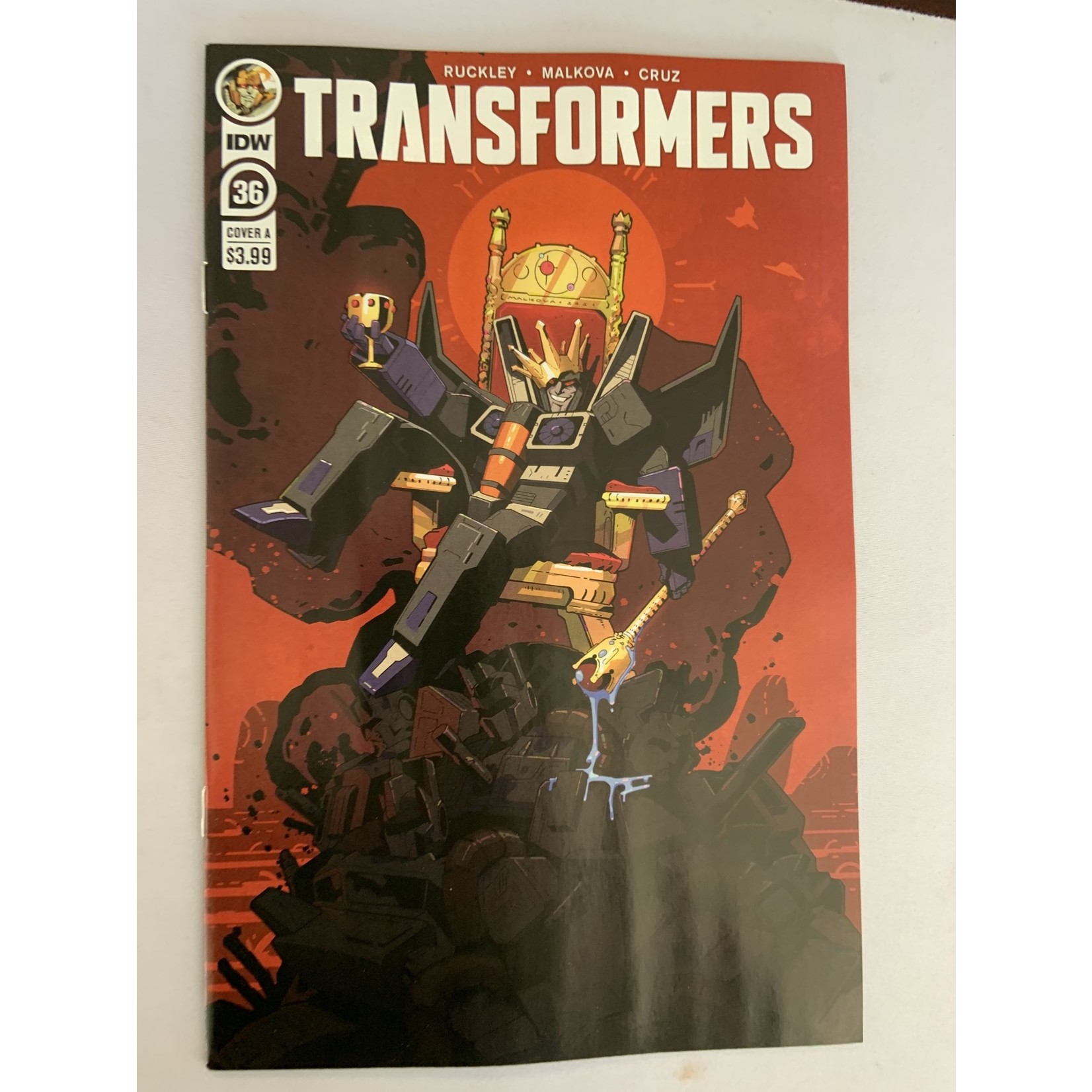 IDW PUBLISHING Transformers 2019 #36 Cvr A Anna Malkova
