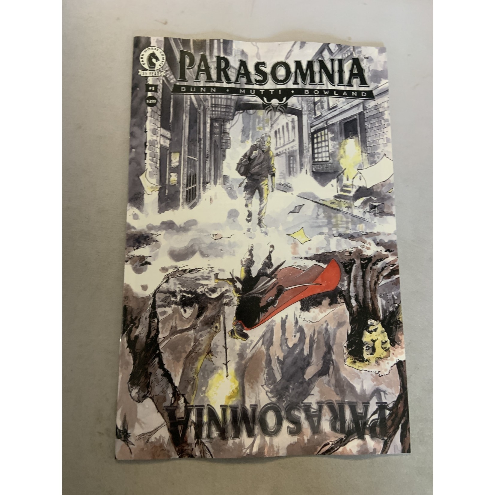 DARK HORSE COMICS Parasomnia 2021 #1 (Of 4) Cvr A Mutti
