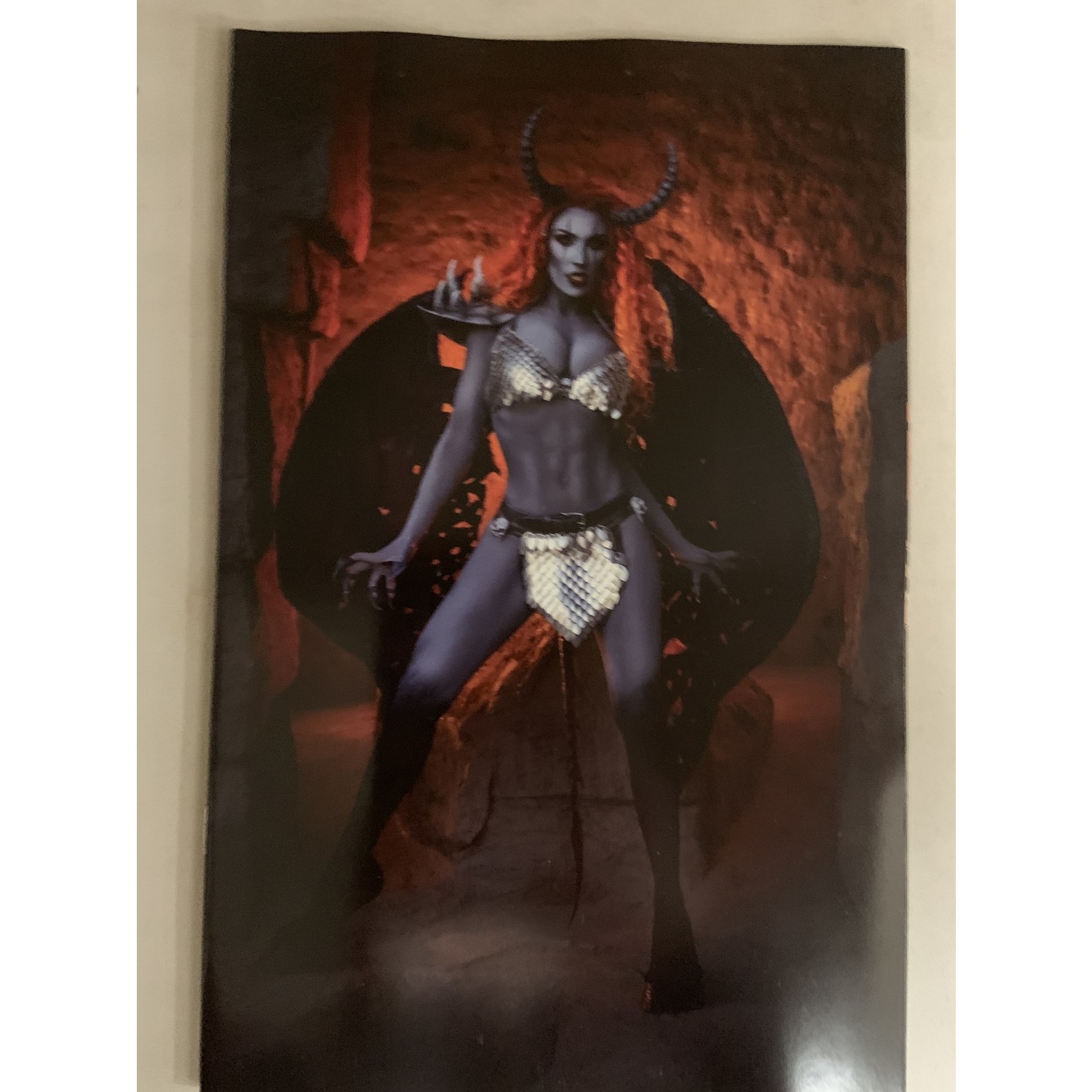 DYNAMITE Hell Sonja 2022 #1 Cvr I 25 Copy Incv Cosplay Virgin