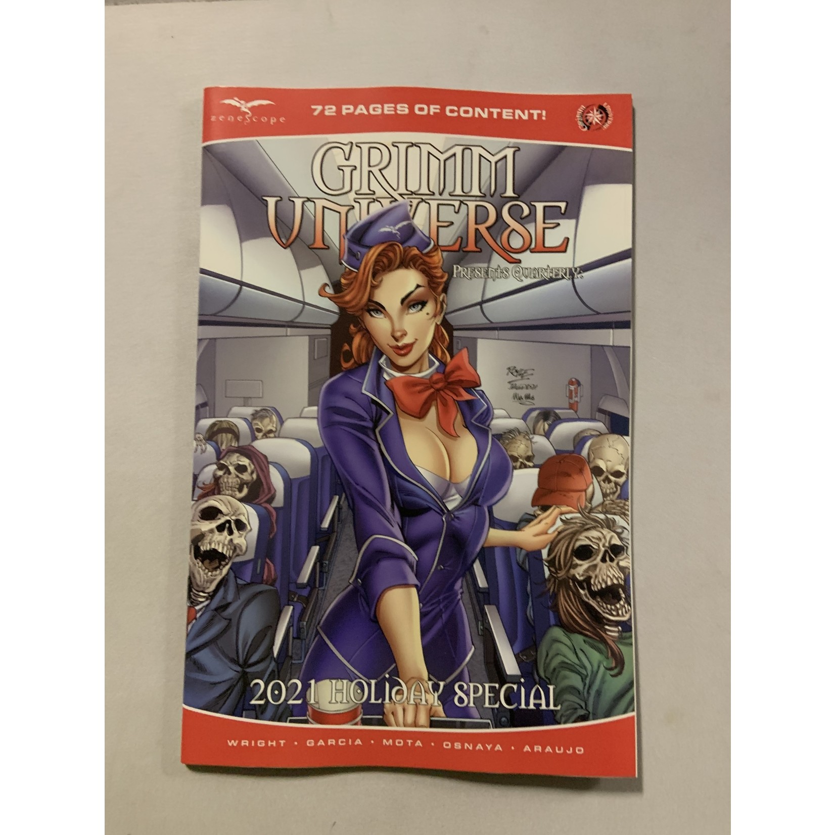 ZENESCOPE ENTERTAINMENT INC Gft Presents Quarterly 2021 #1 Holiday 2021 Cvr B Royle