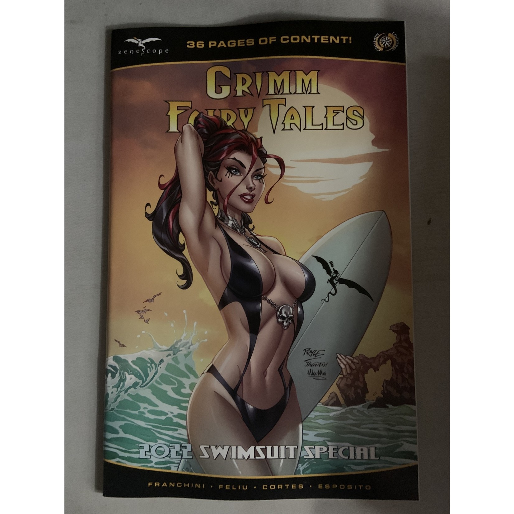 ZENESCOPE ENTERTAINMENT INC Gft Presents Swimsuit Ed 2022 One Shot 2022 #1 Cvr C Royle
