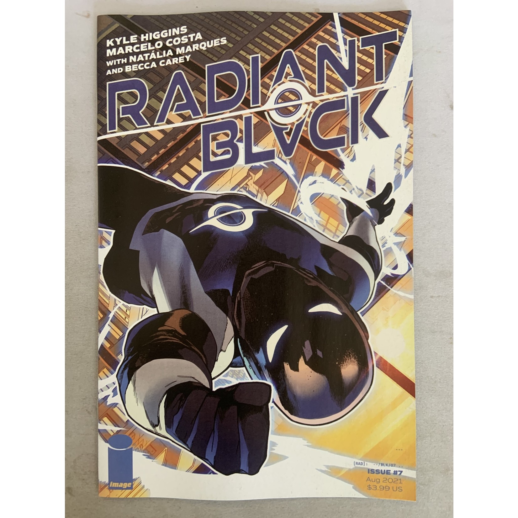 IMAGE COMICS Radiant Black 2021 #7 Cvr B Watanabe Damaged