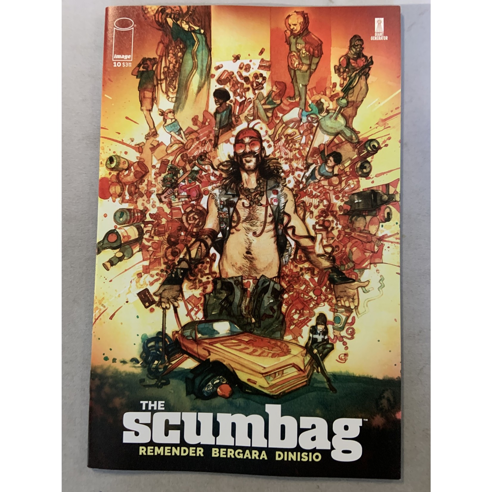 IMAGE COMICS Scumbag 2021 #10 Cvr B Tocchini Damaged