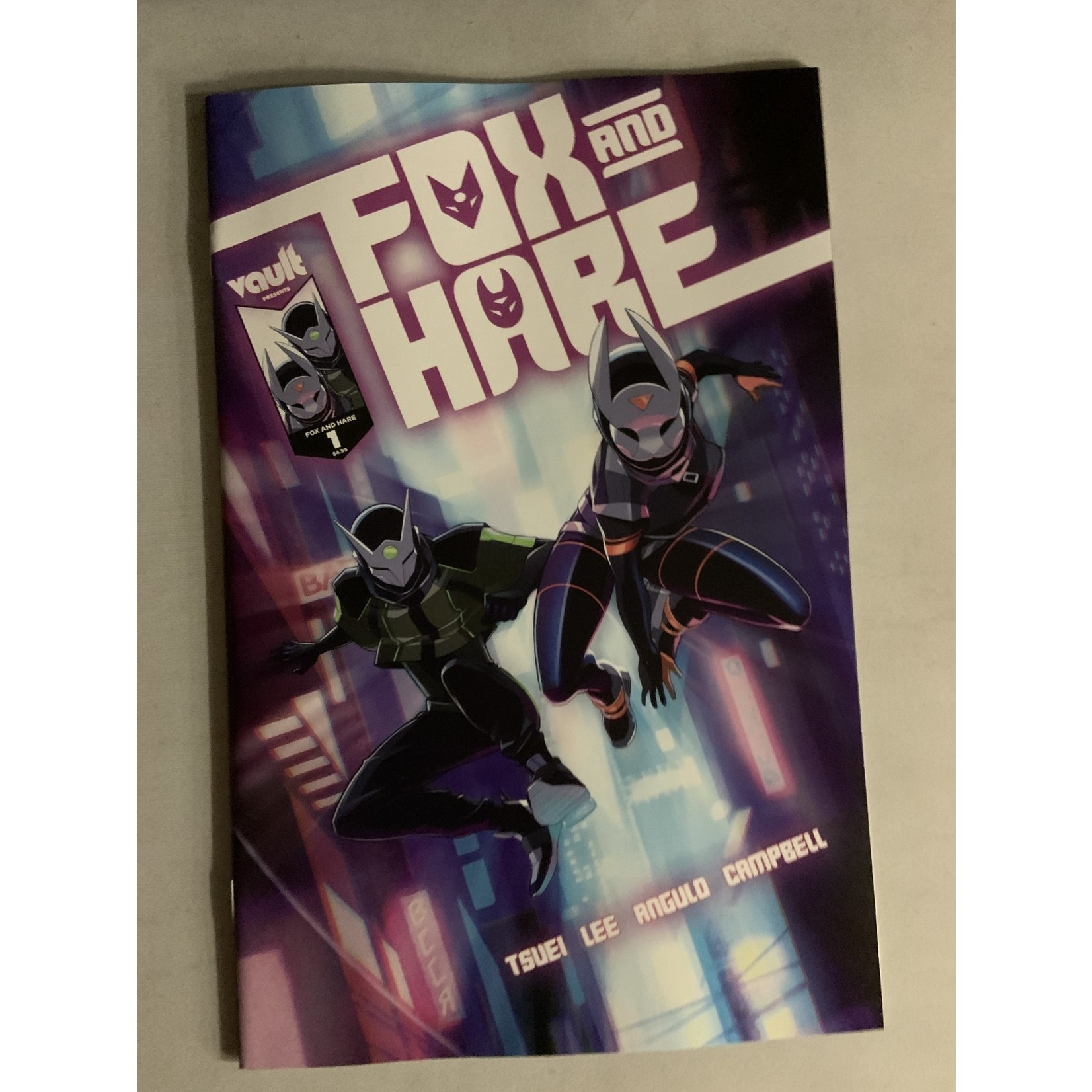 VAULT COMICS Fox And Hare 2022 #1 Cvr A Lee (Res) Dmg