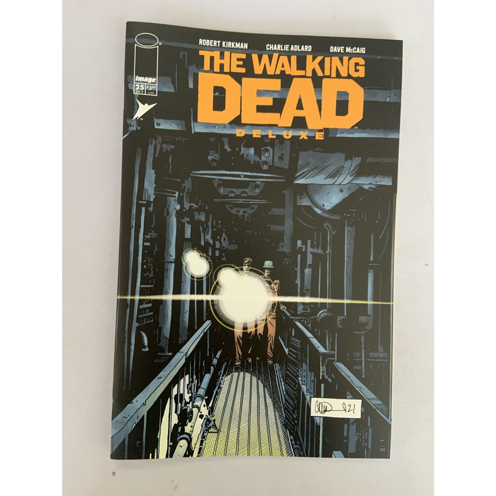 IMAGE COMICS Walking Dead Dlx 2020 #25 Cvr C Adlard (Mr)