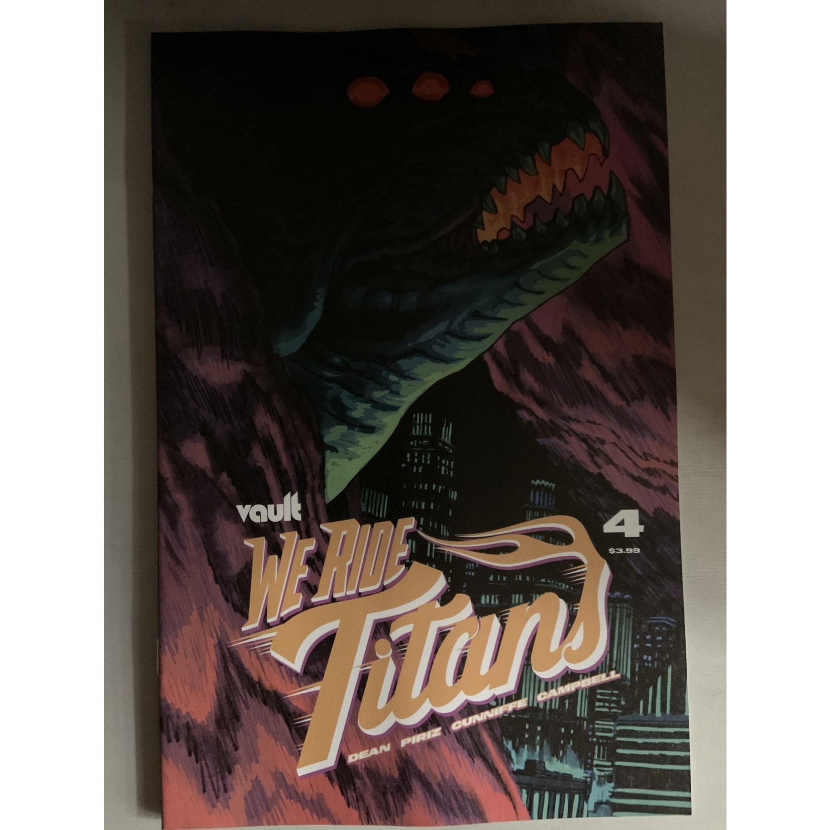 VAULT COMICS We Ride Titans 2022 #4 Cvr B Hixson