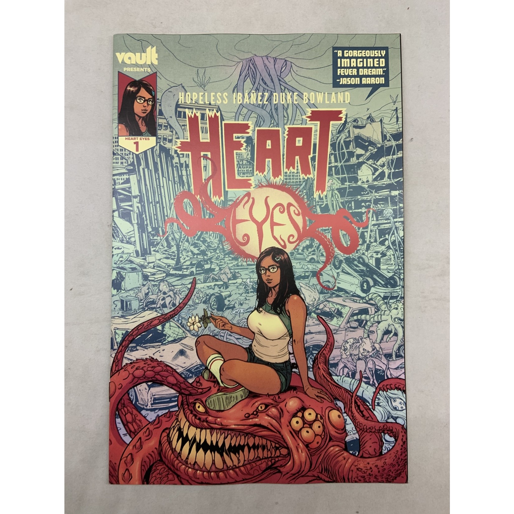 VAULT COMICS Heart Eyes 2022 #1 Cvr A Ibanez Damaged