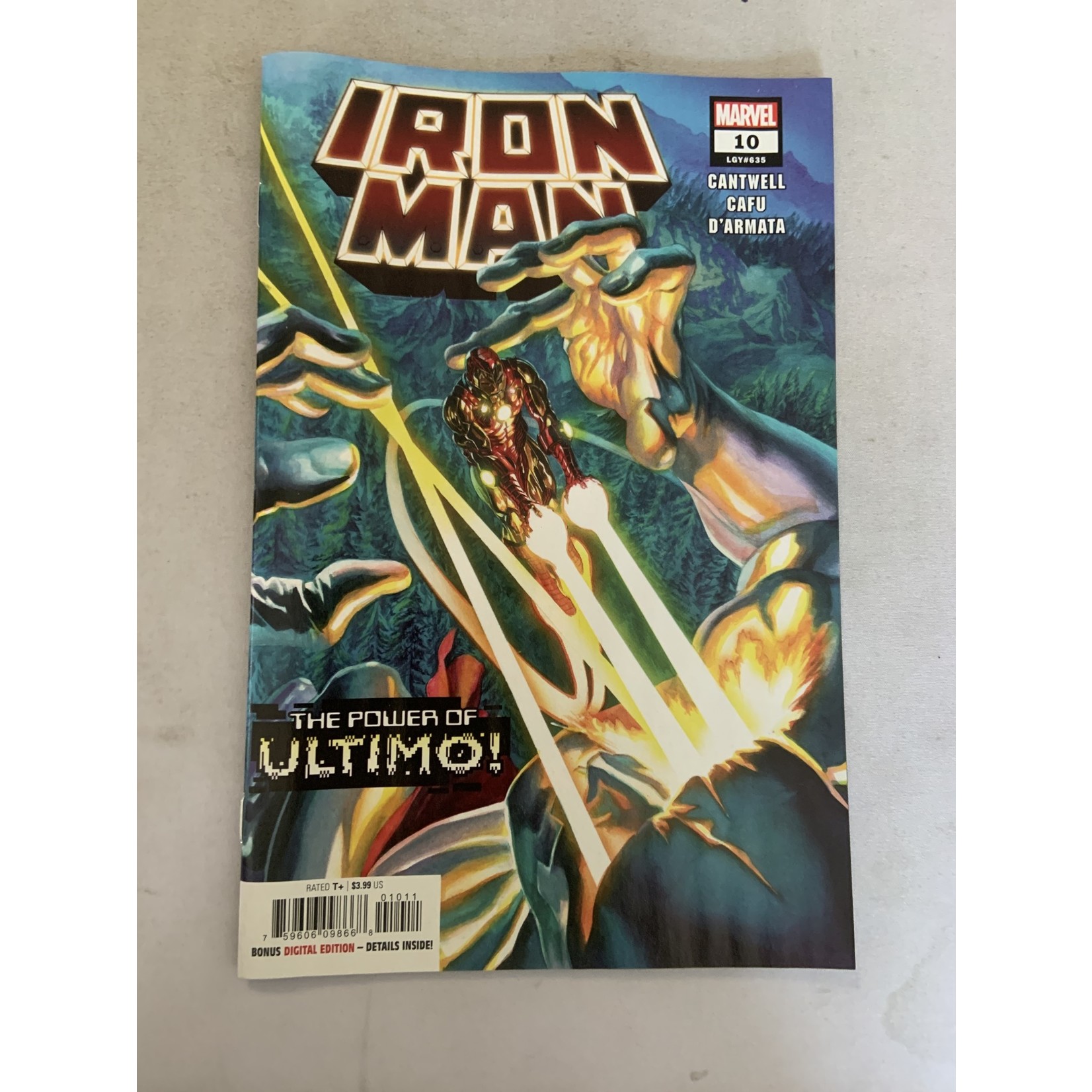 Marvel Comics Iron Man 2020 #10 Damaged