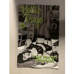 DYNAMITE Bettie Page Alien Agenda 2022 #1 Cvr H 20 Copy Incv Broxton B&W