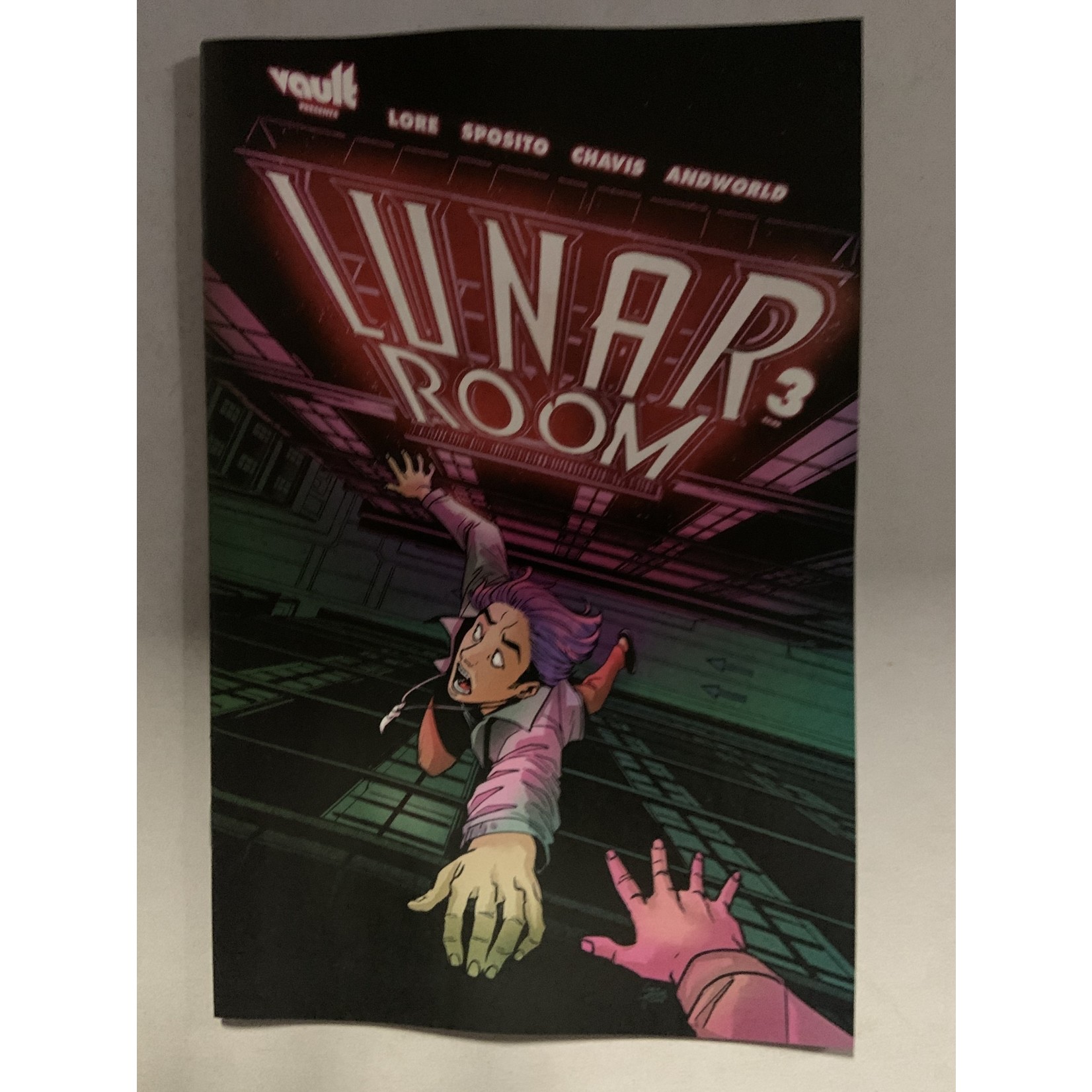 VAULT COMICS Lunar Room 2021 #3 Cvr B Howell