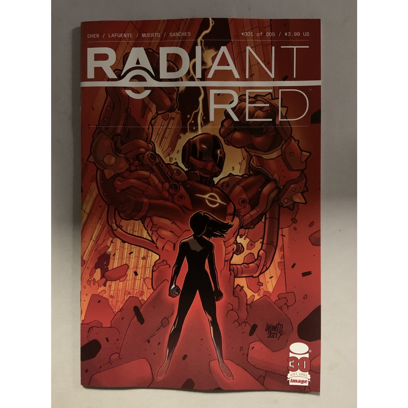 IMAGE COMICS Radiant Red 2022 #1 (Of 5) Cvr A Lafuente & Muerto