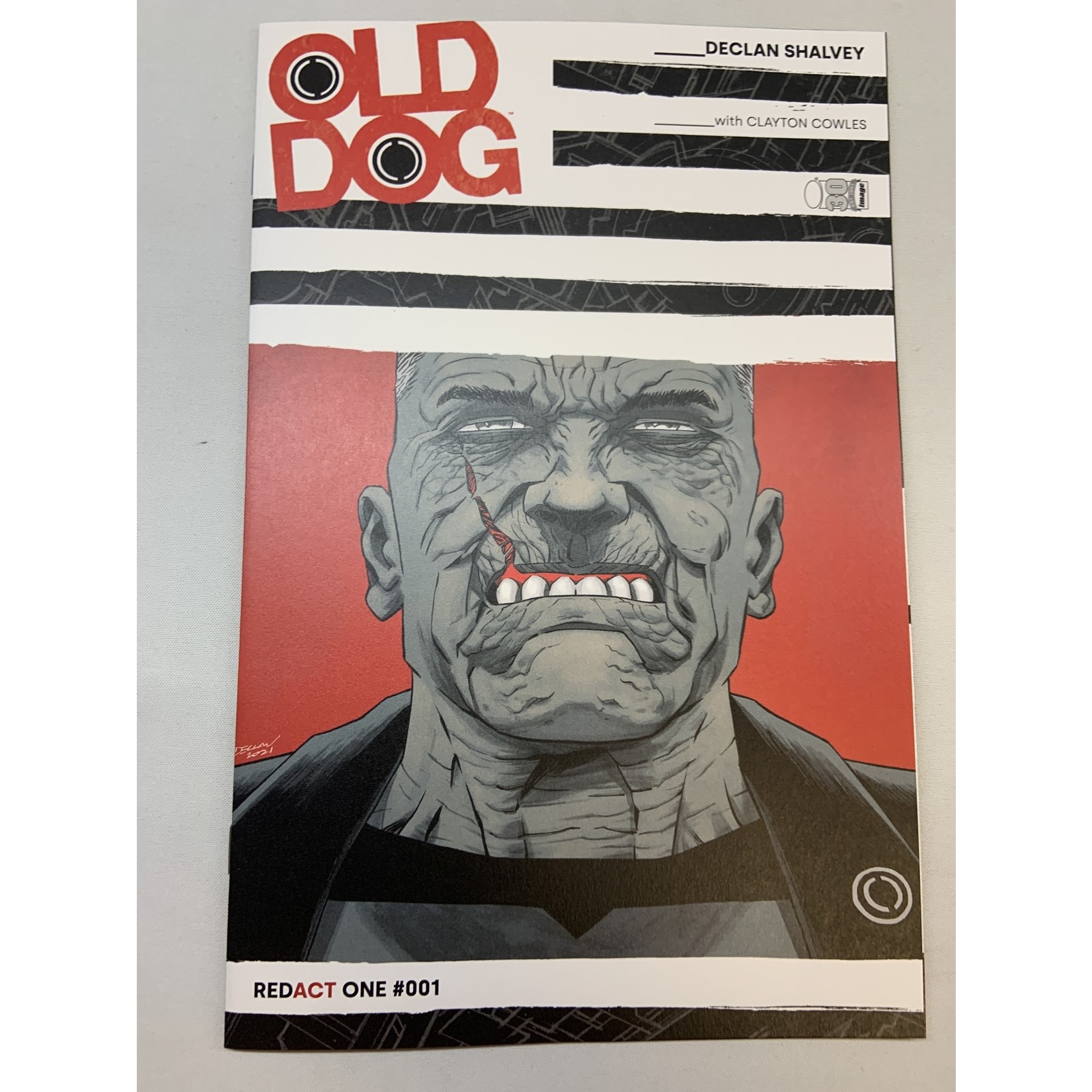 IMAGE COMICS Old Dog 2022 #1 Cvr A Shalvey (Mr)