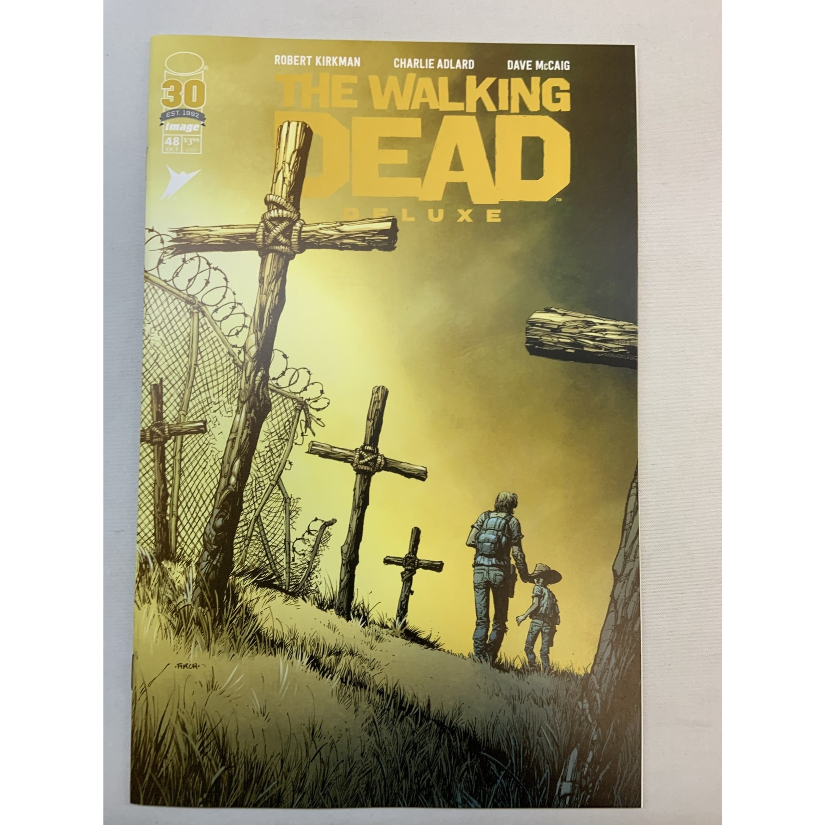 IMAGE COMICS Walking Dead Dlx 2020 #48 Cvr A Finch & Mccaig (Mr)