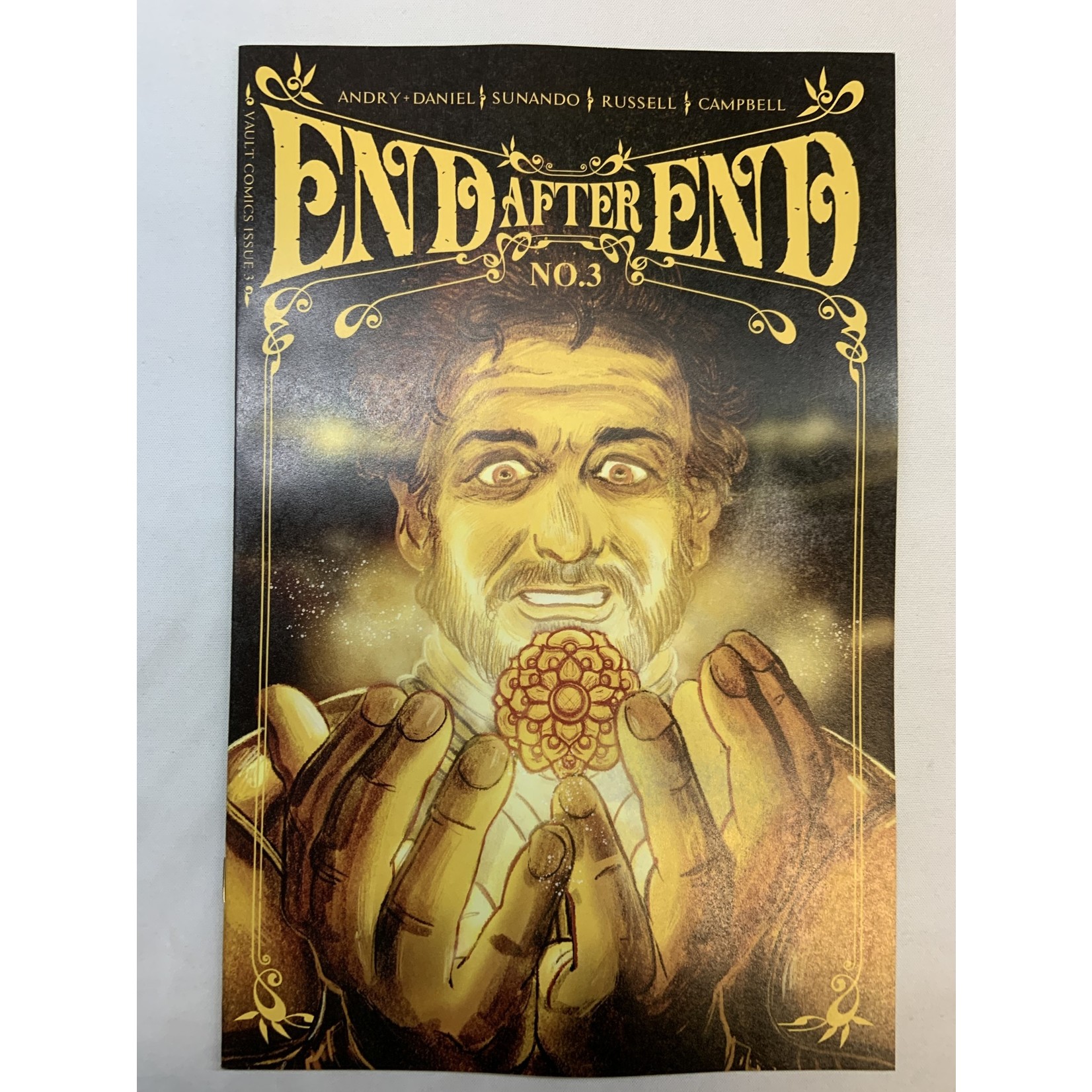 VAULT COMICS End After End 2022 #3 Cvr A Sunando (Res)