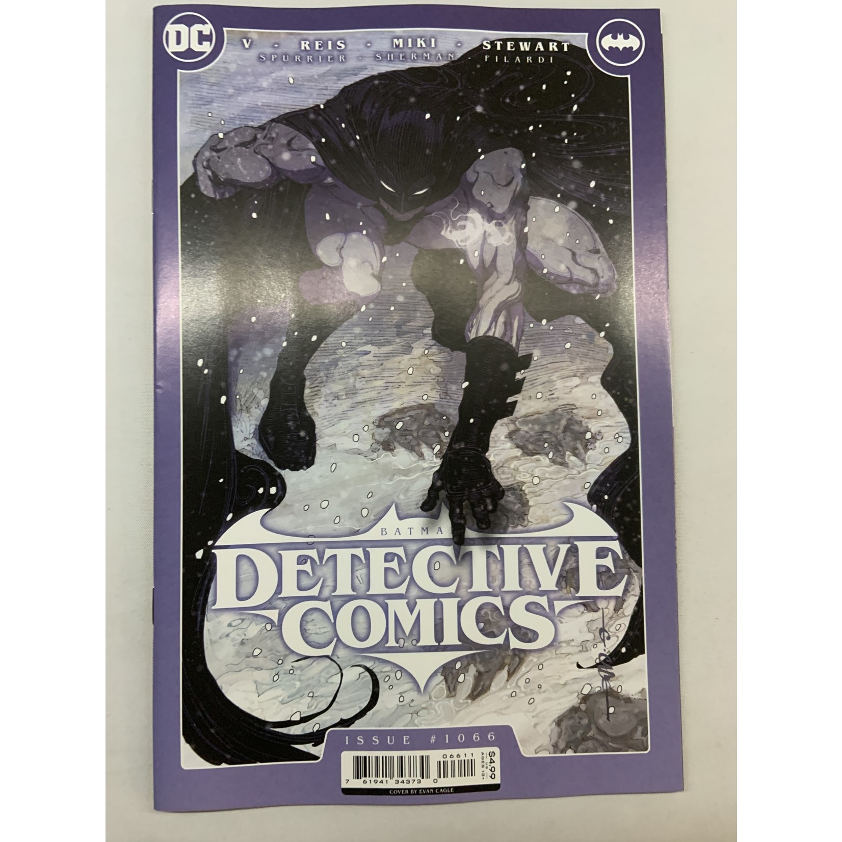 DC Comics Batman Detective Comics: 2016 #1066A