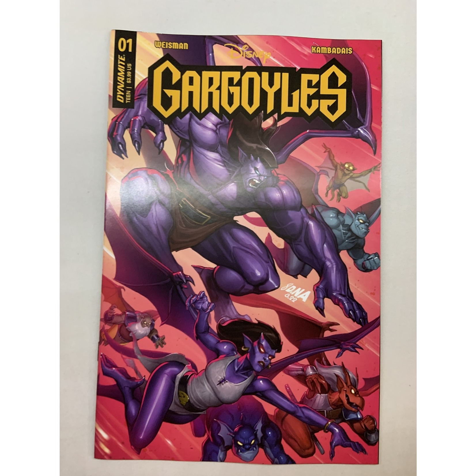 DYNAMITE Gargoyles 2022 #1 Cvr A Nakayama