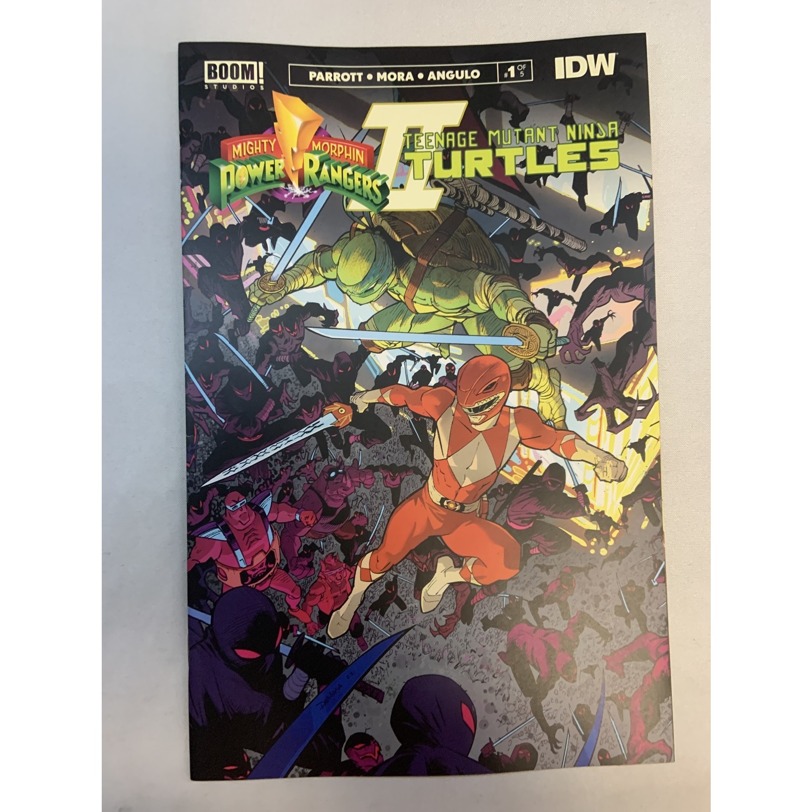 BOOM! STUDIOS Mmpr Tmnt Ii 2022 #1 (Of 5) Cvr A Connecting Var 1 Mora (C: 1-0-0