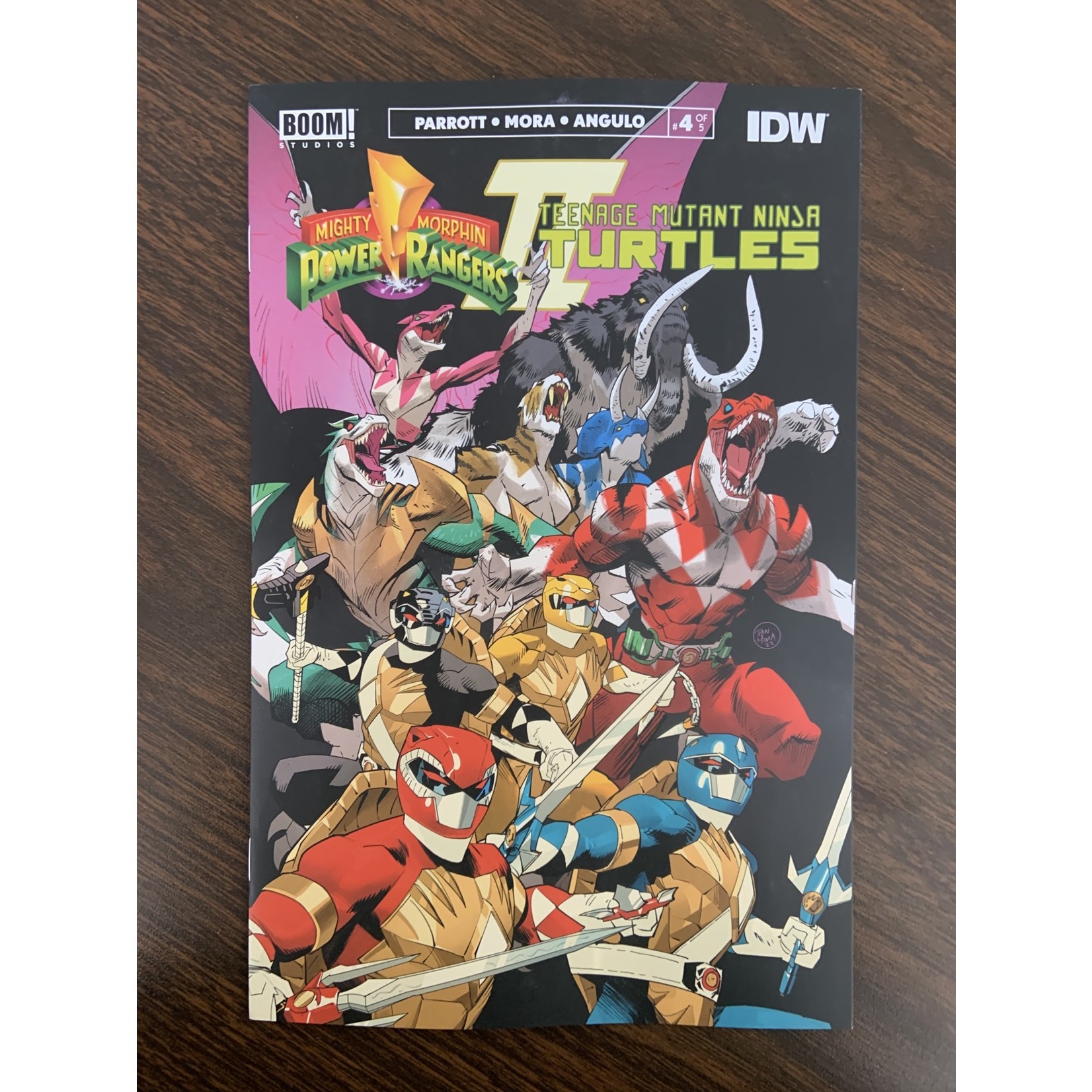 BOOM! STUDIOS Mmpr Tmnt Ii 2022 #4 (Of 5) Cvr A Mora (C: 1-0-0)