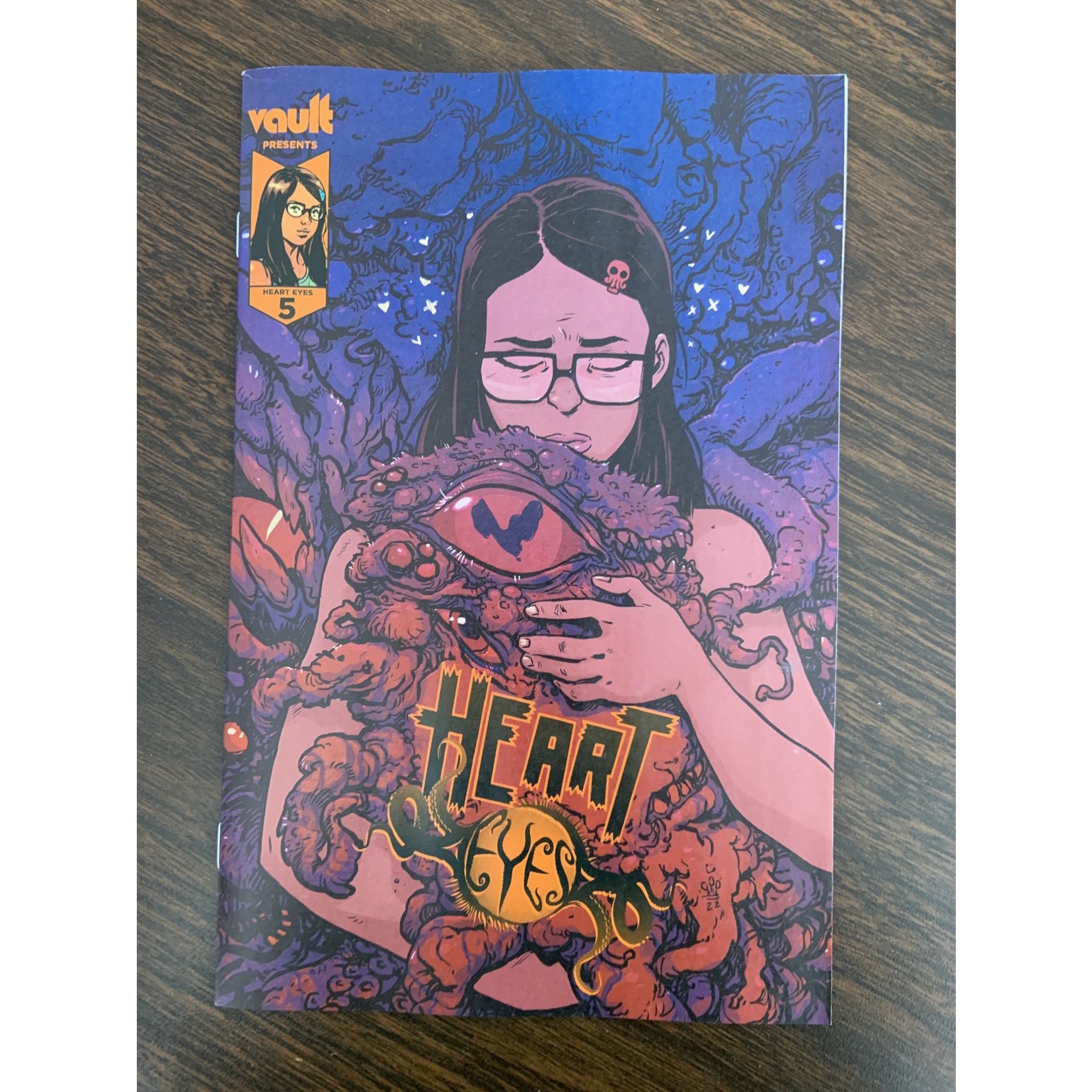 VAULT COMICS Heart Eyes 2022 #5 Cvr B Dialynas