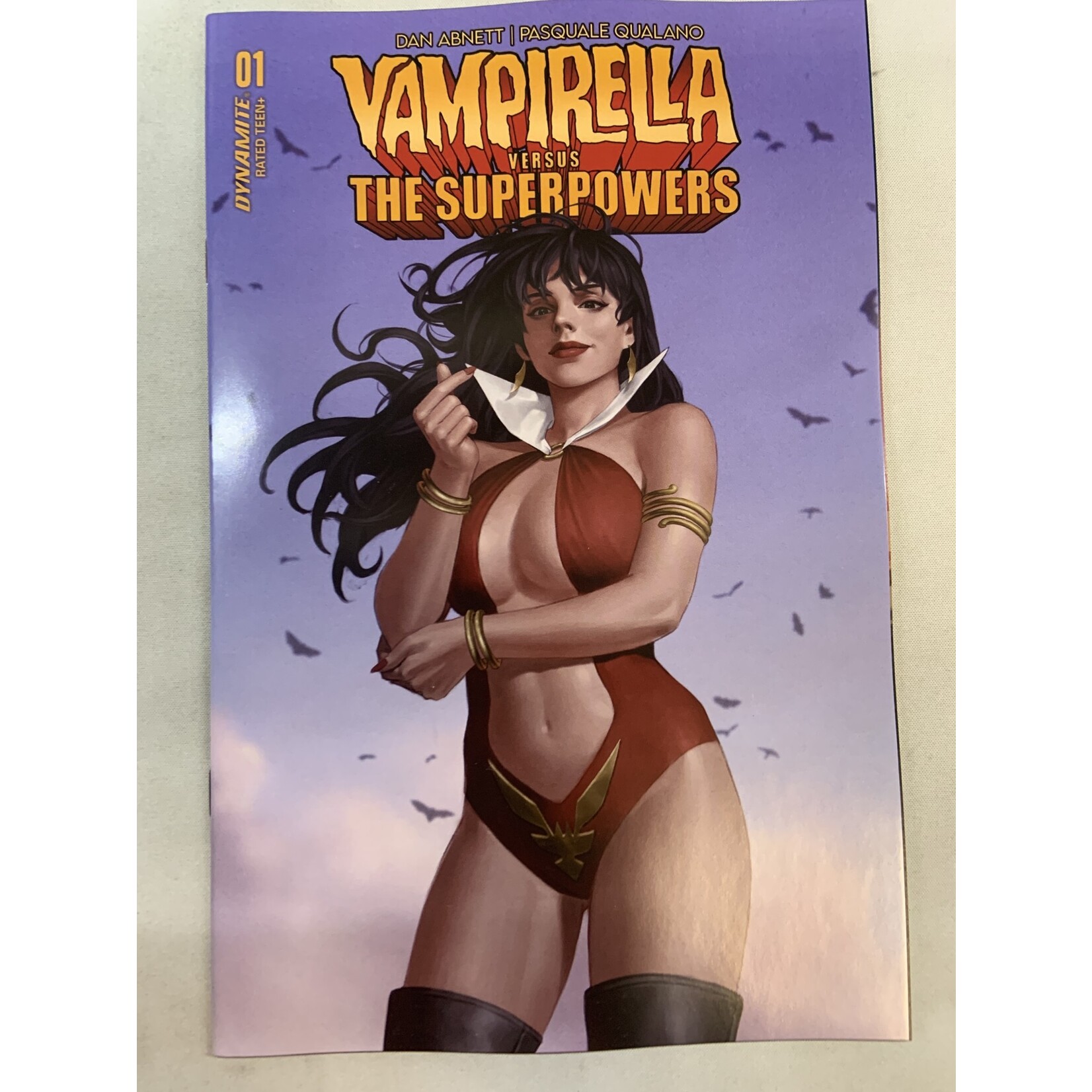 DYNAMITE Vampirella Vs Superpowers 2023 #1 Cvr C Yoon
