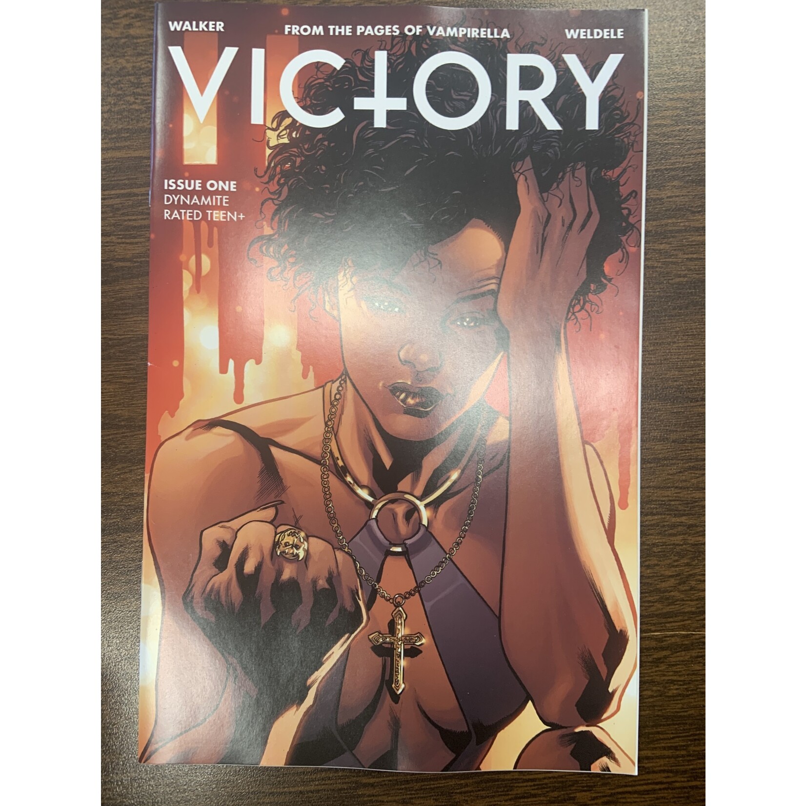 DYNAMITE Victory 2023 #1 Cvr B Hitch
