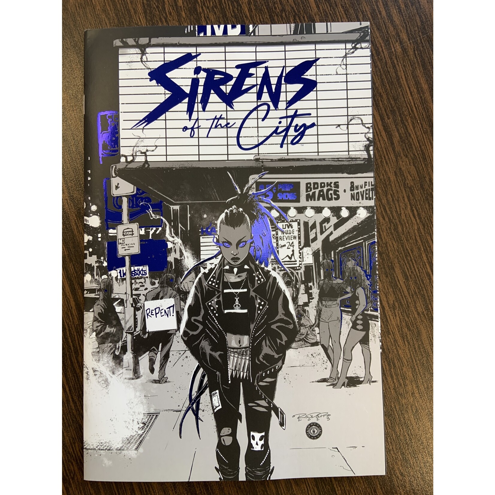 BOOM! STUDIOS Sirens Of The City 2023 #1 (Of 6) Cvr F 50 Copy Incv Foil Randolp