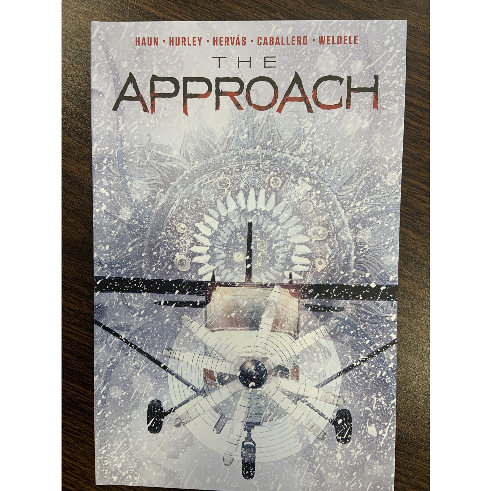 BOOM! STUDIOS Approach Tp (Mr) (C: 0-1-2)