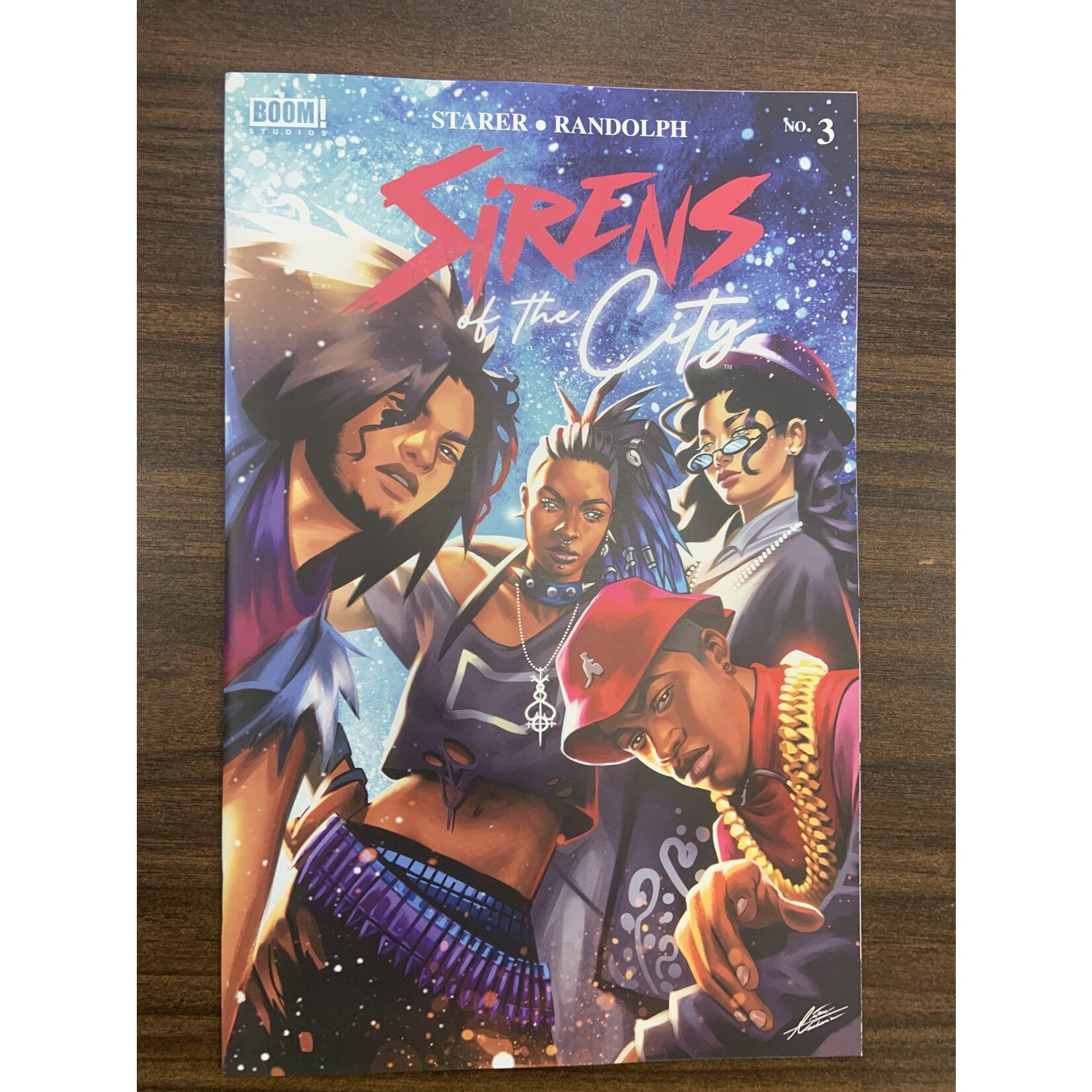 BOOM! STUDIOS Sirens Of The City 2023 #3 (Of 6) Cvr E Foc Reveal Var Manhanini