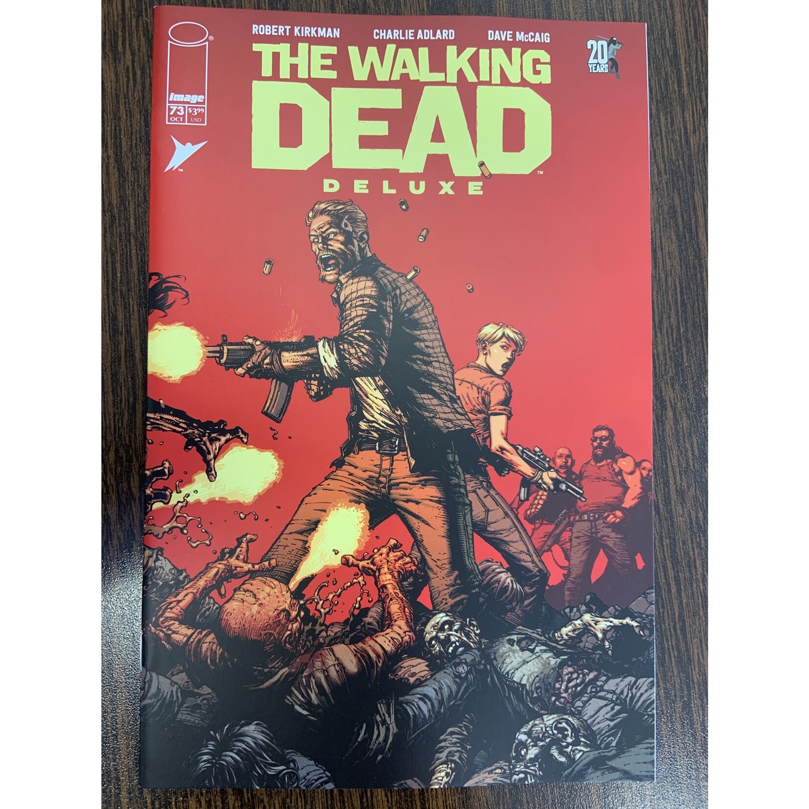 Image Comics Buy-Sell Walking Dead Dlx 2020 #73 Cvr A Finch & Mccaig (Mr)
