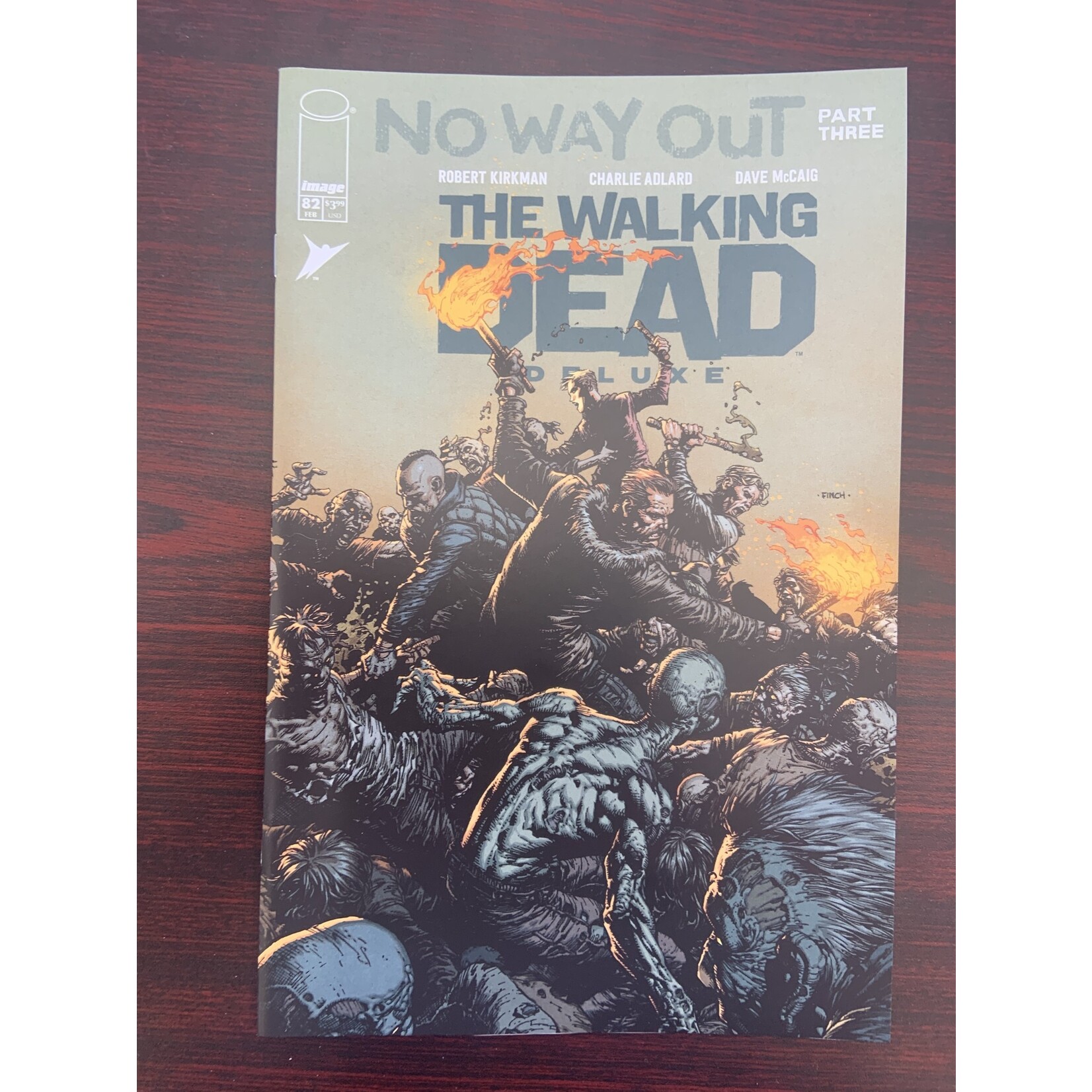 Image Comics Buy-Sell Walking Dead Dlx 2020 #82 Cvr A Finch & Mccaig (Mr)