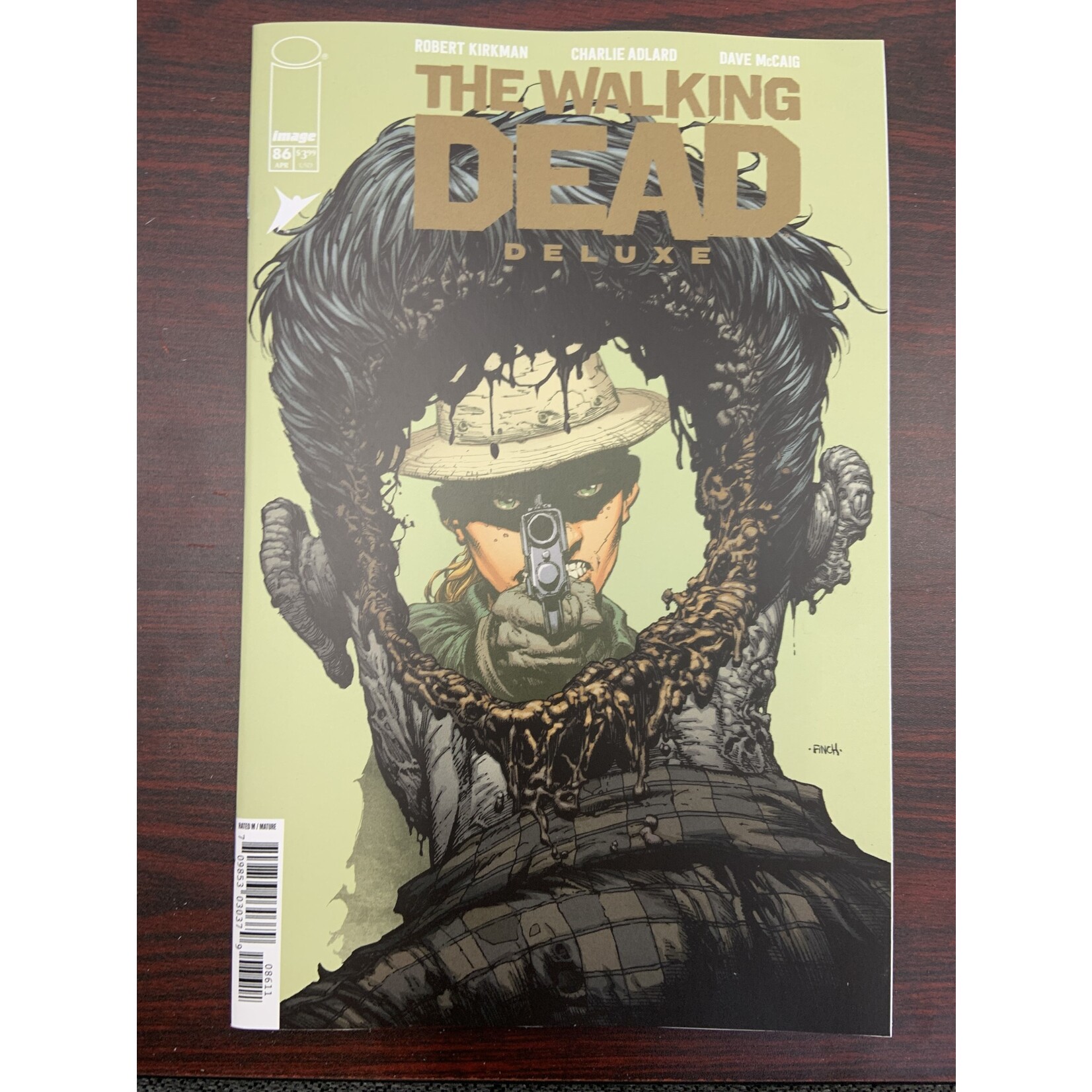 Image Comics Buy-Sell Walking Dead Dlx 2020 #86 Cvr A Finch & Mccaig (Mr)