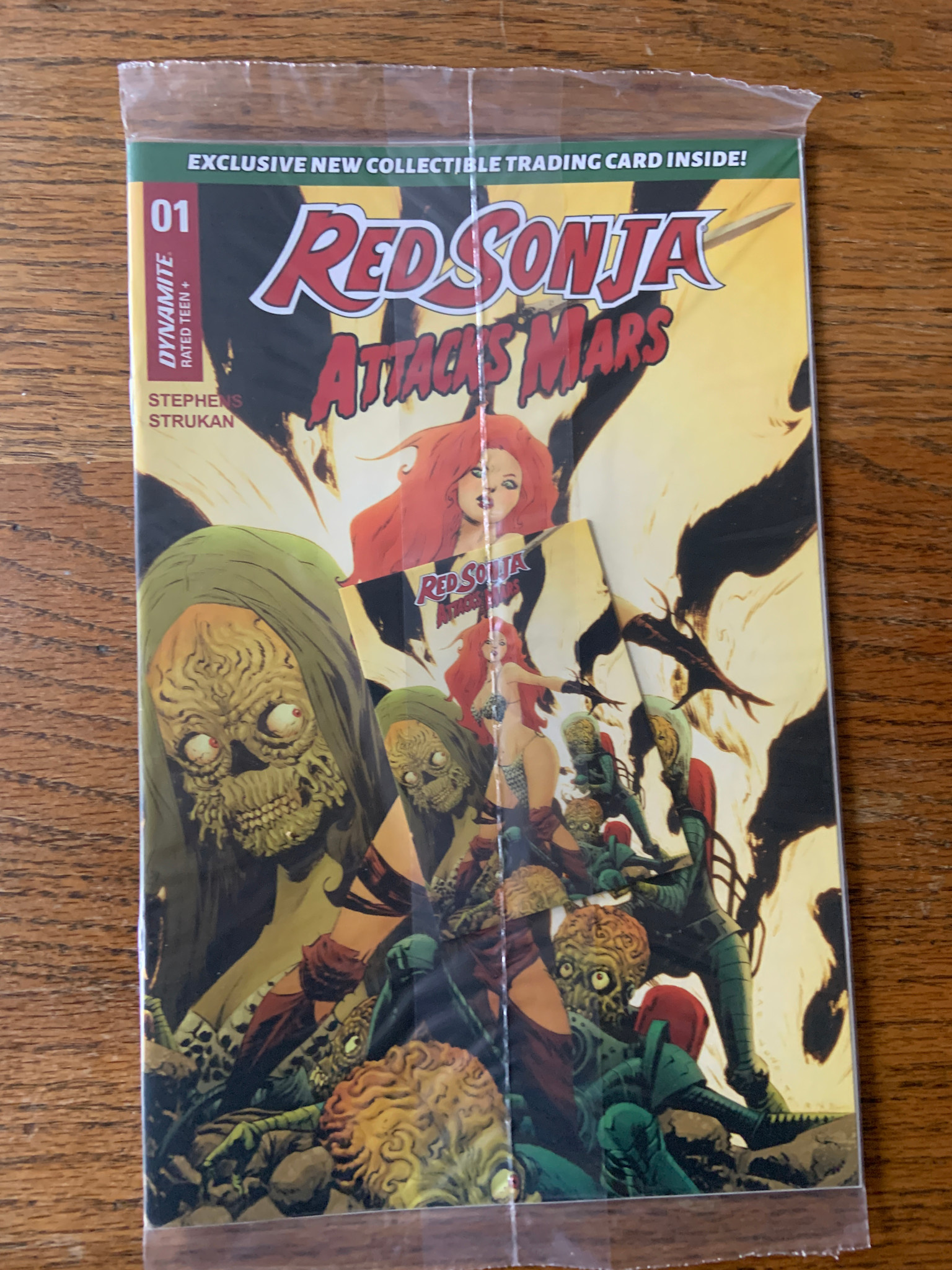 Dynamite Red Sonja Attacks Mars 2025 1 Cvr B Lee Chung Dyersville