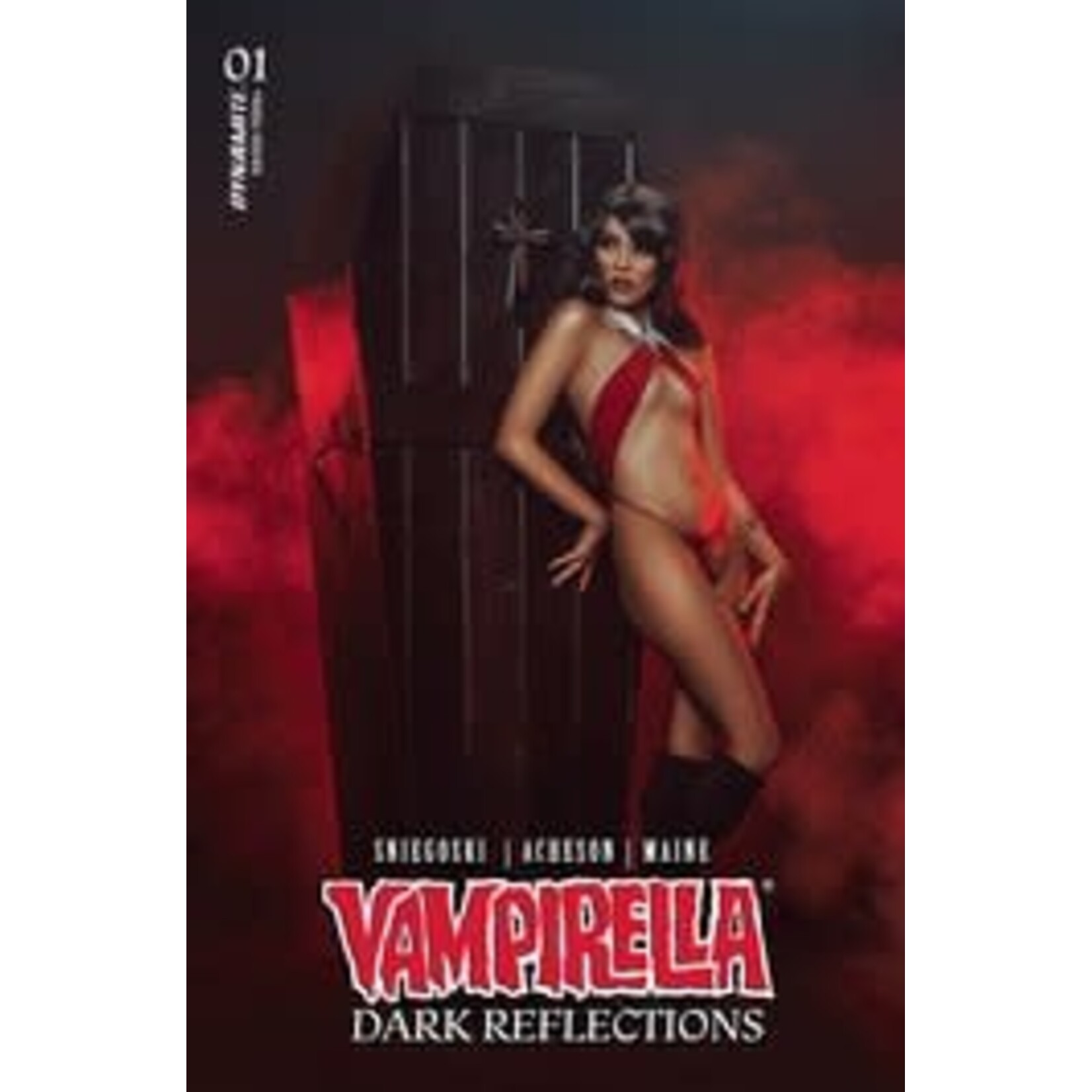 DYNAMITE Vampirella Dark Reflections (2024) #1E Cosplay