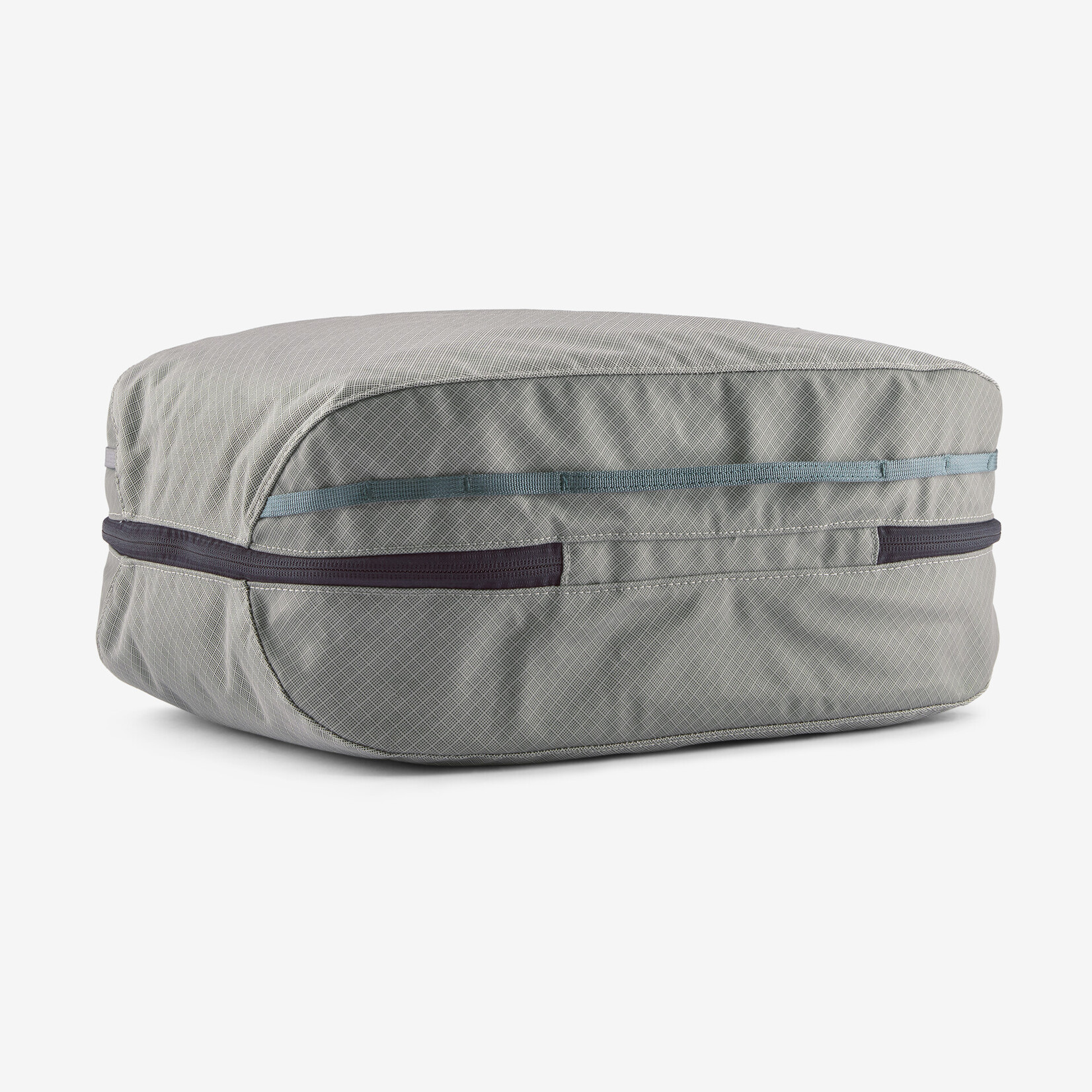 Patagonia NEW Black Hole Cube 14L