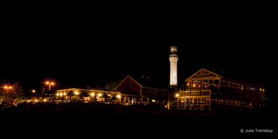 Lobster Pot @ Night
