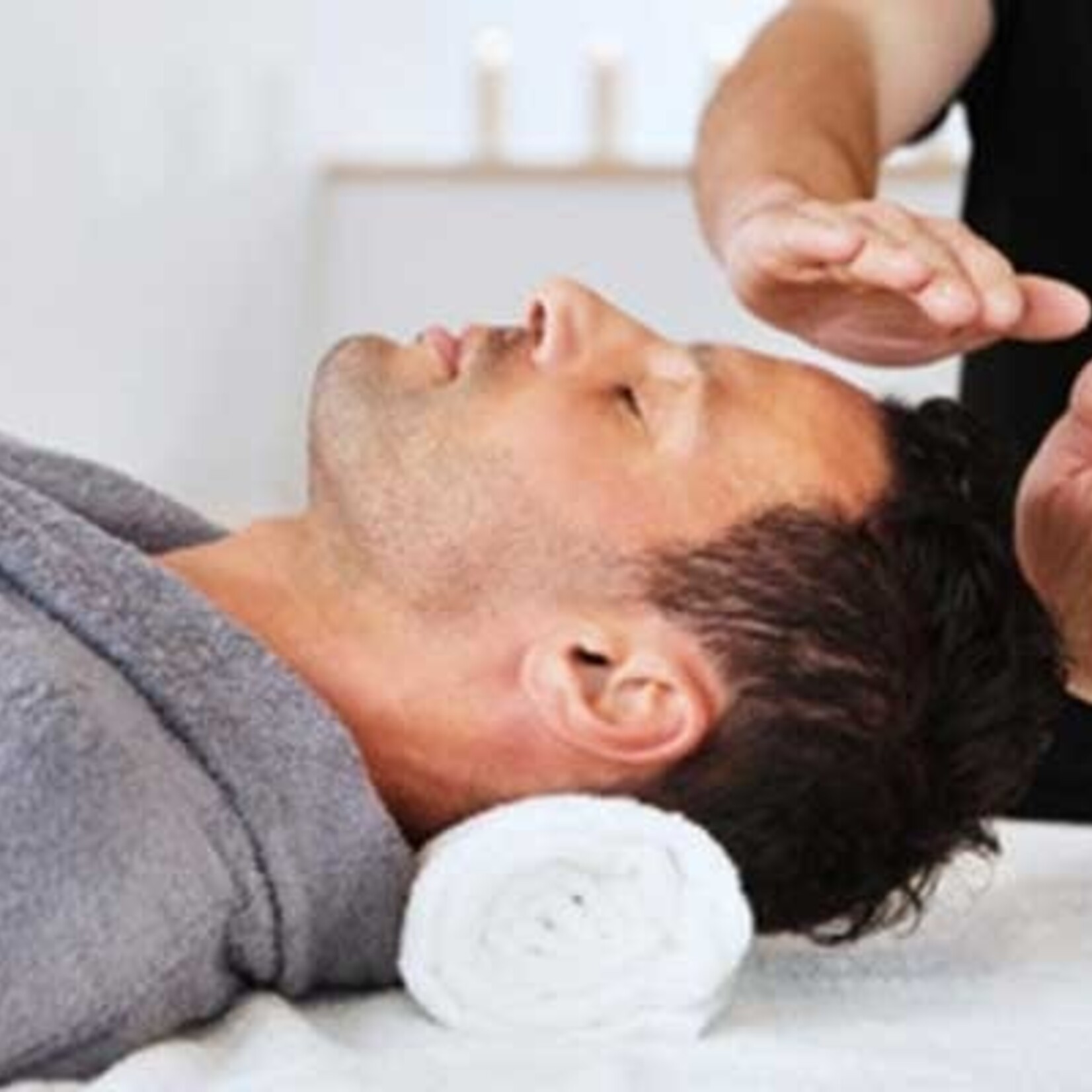 Energy Harmonization with Usui Reiki and Lithotherapy