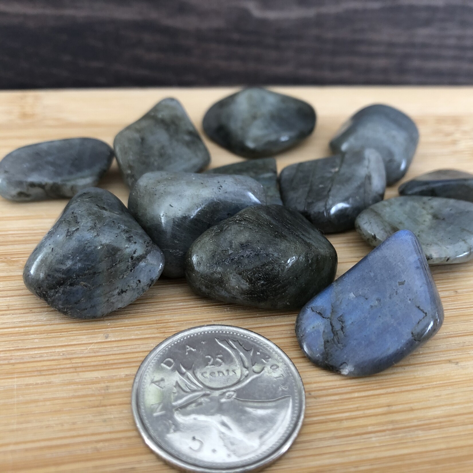 labradorite pierre roulée