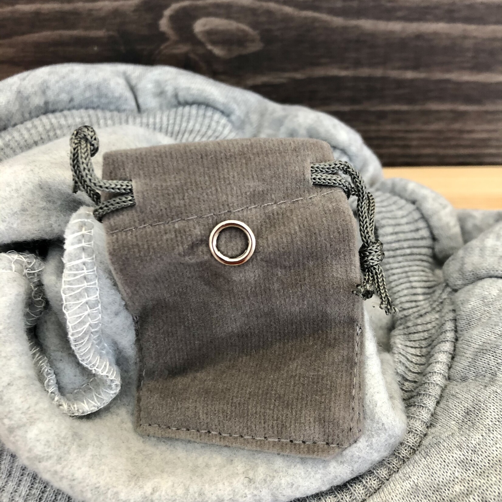 chandail adidog pochette intégrée-gris-VENTE FINALE