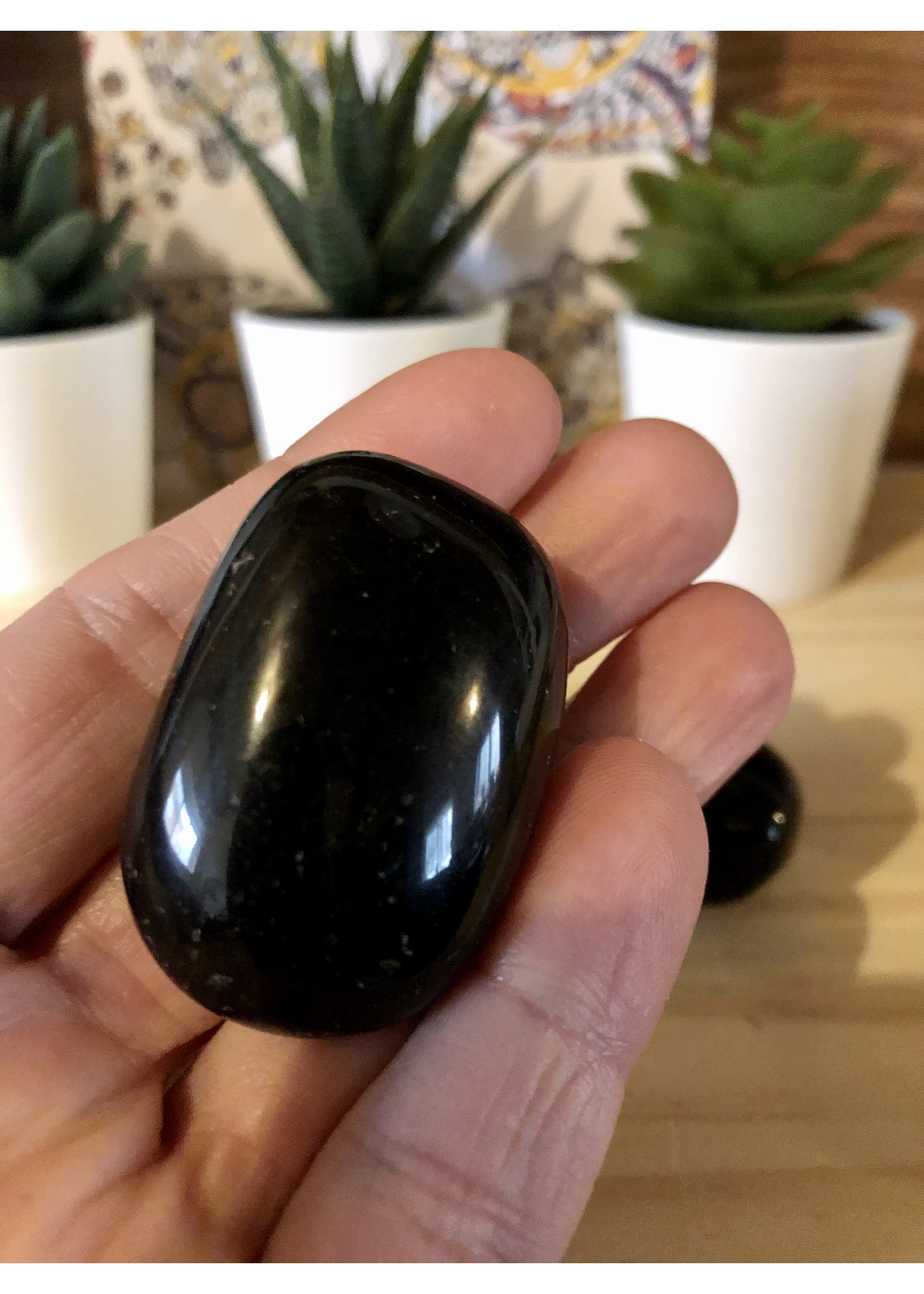 obsidienne noire -galet