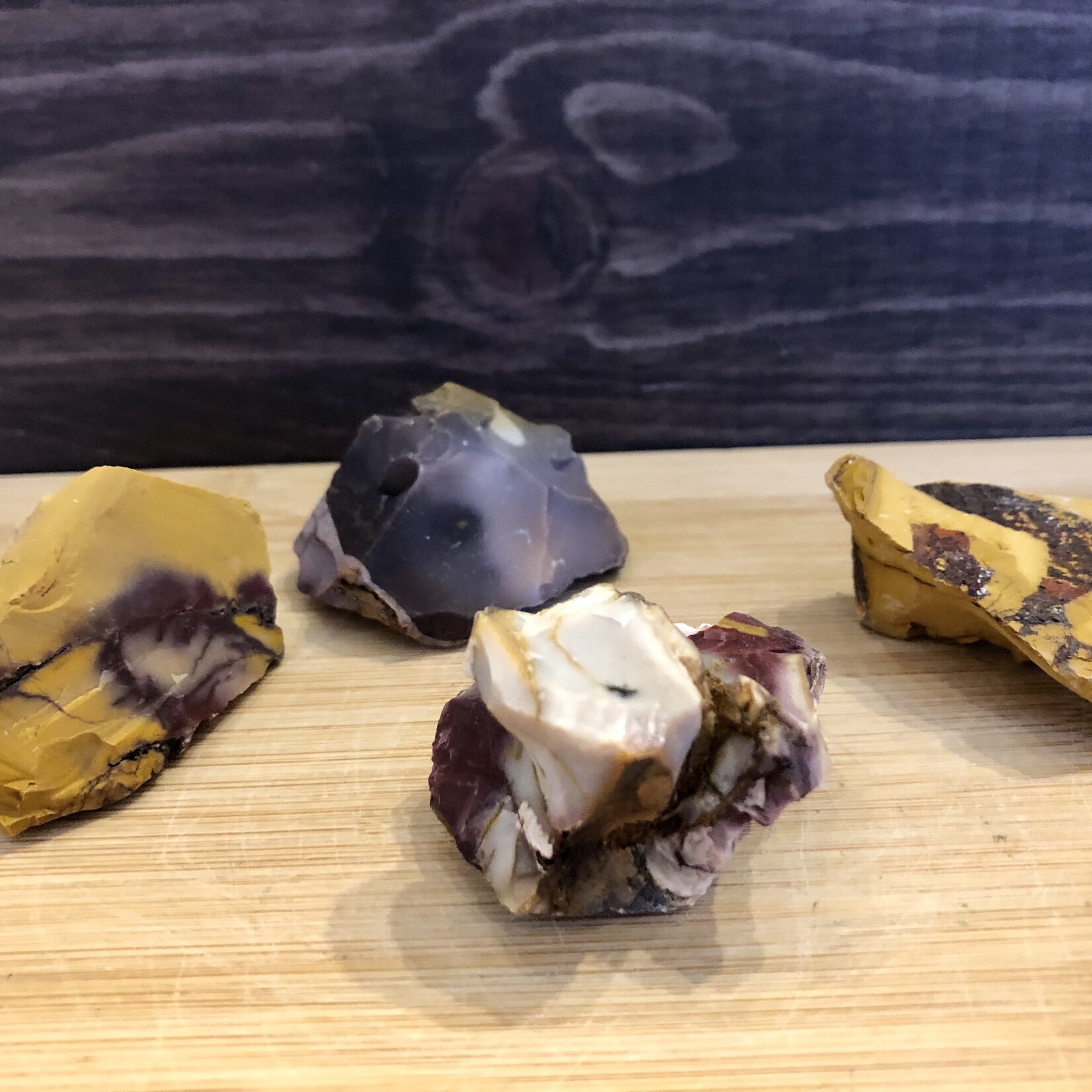 superb pieces of raw mookaite jasper, natural mookaite jasper, promotes the instincts to overcome conflict situations
