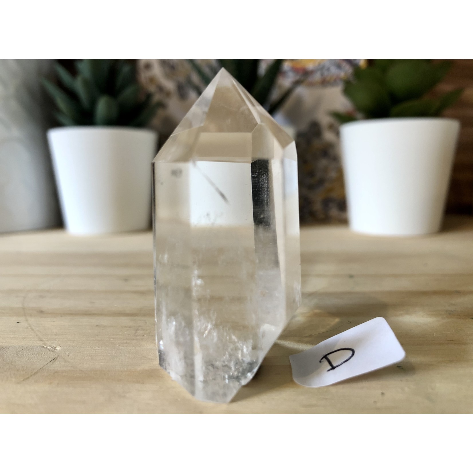 great quality clear quartz point, quartz generator, quartz is the stone that conveys the energy of Light