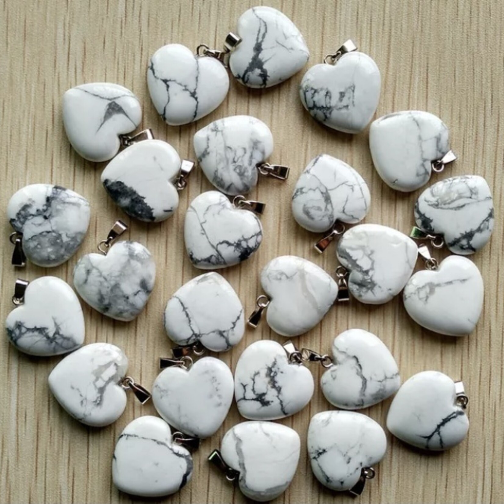 pendant howlite 20mm